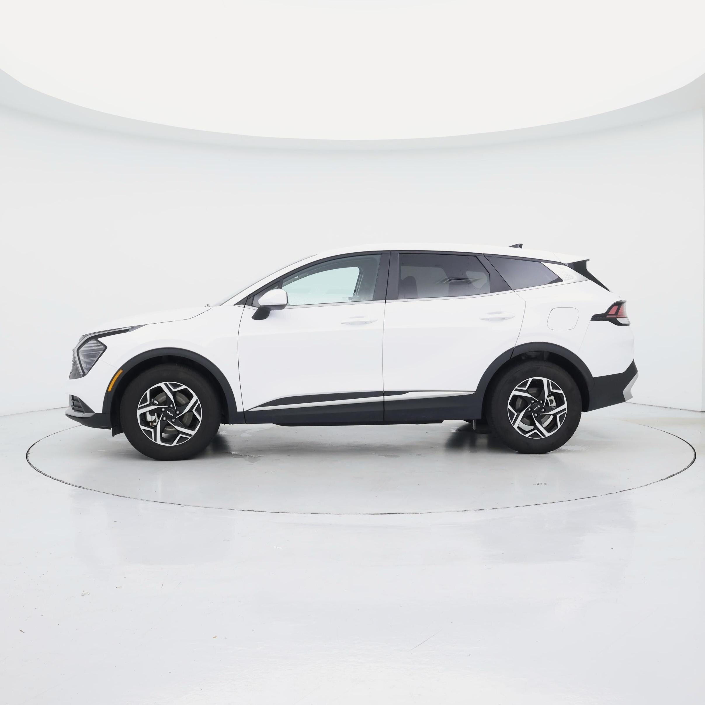 Thumbnail: 2025 Kia Sportage - 3