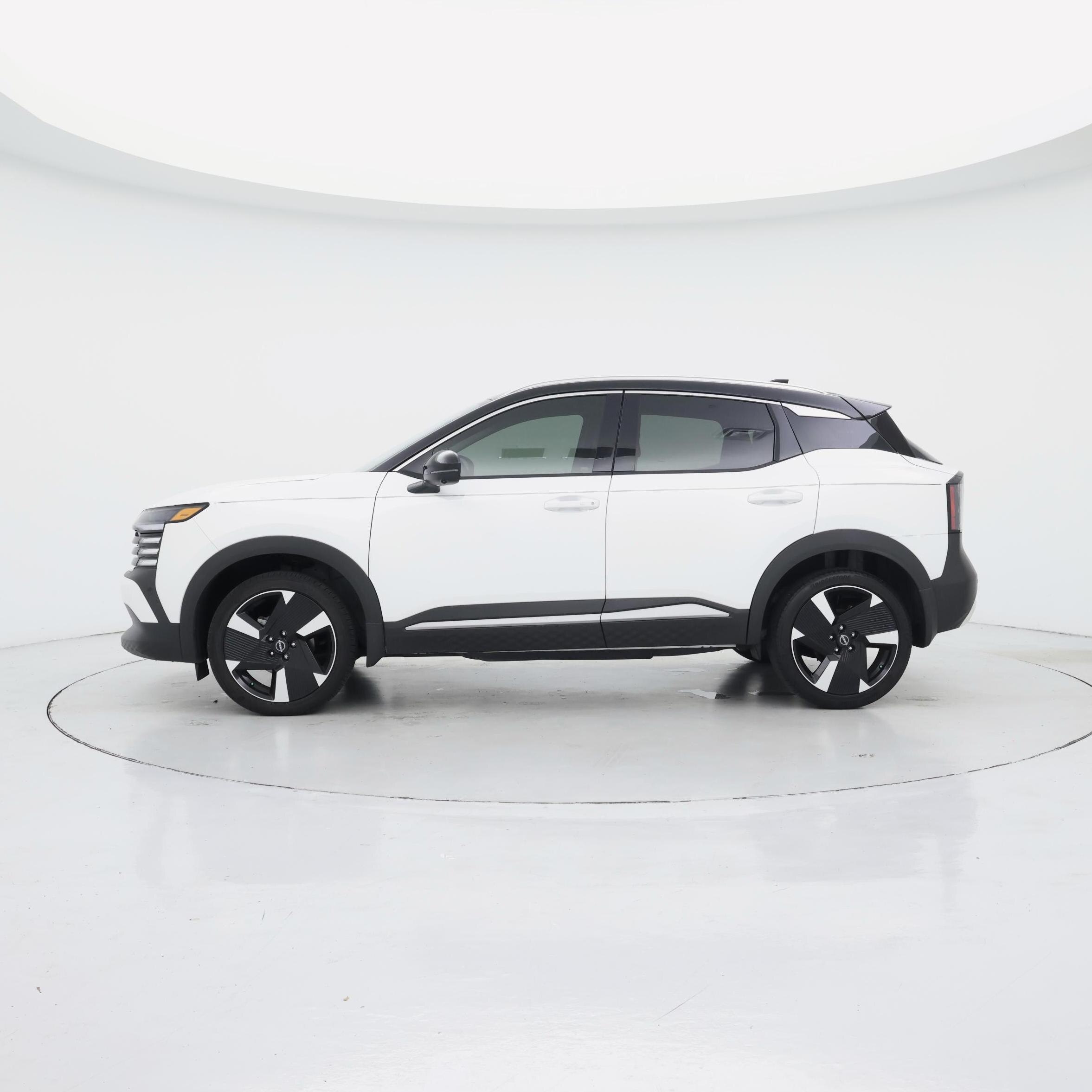 Thumbnail: 2025 Nissan Kicks - 3