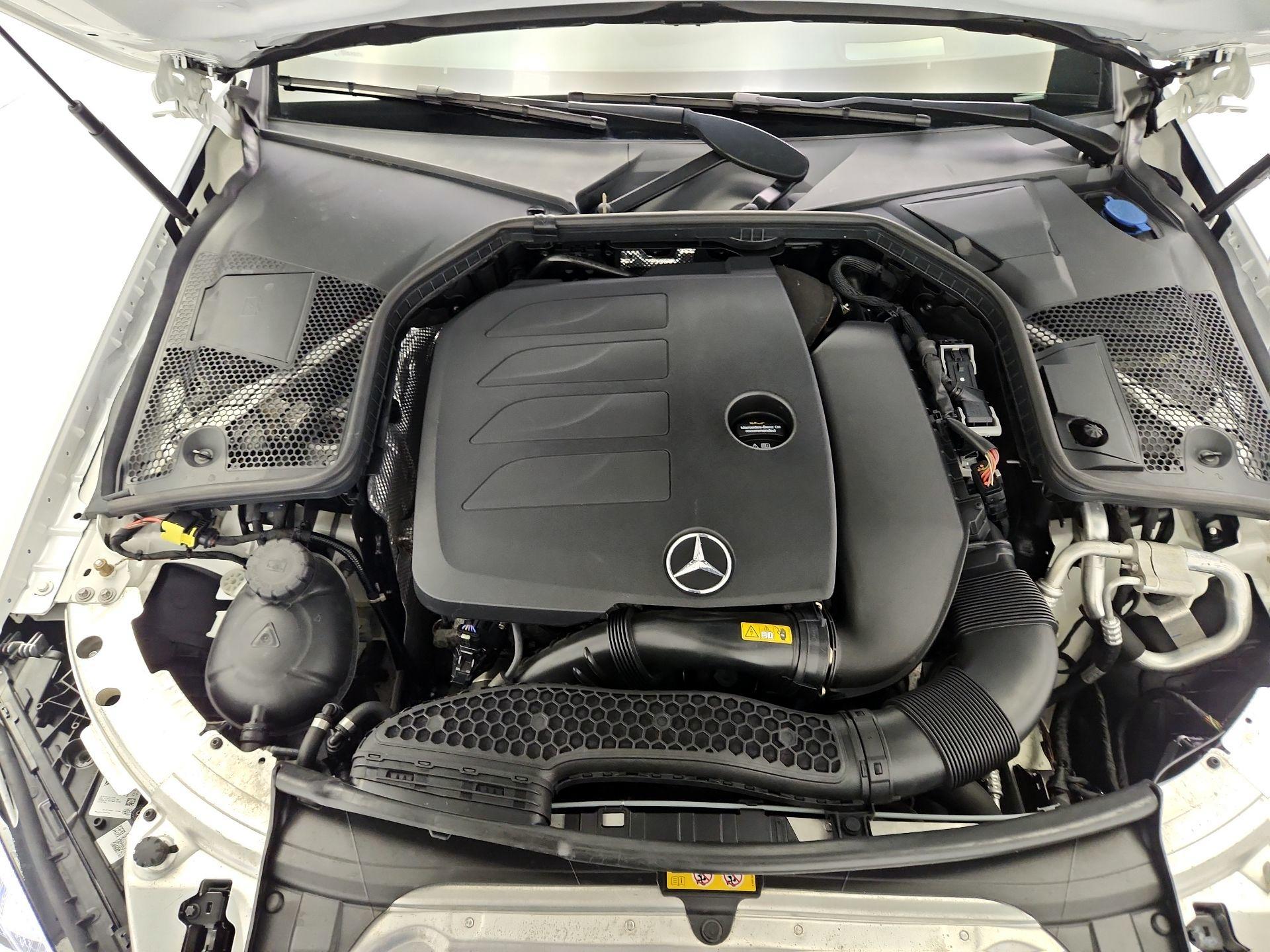 Thumbnail: 2021 Mercedes-Benz C-Class - 20
