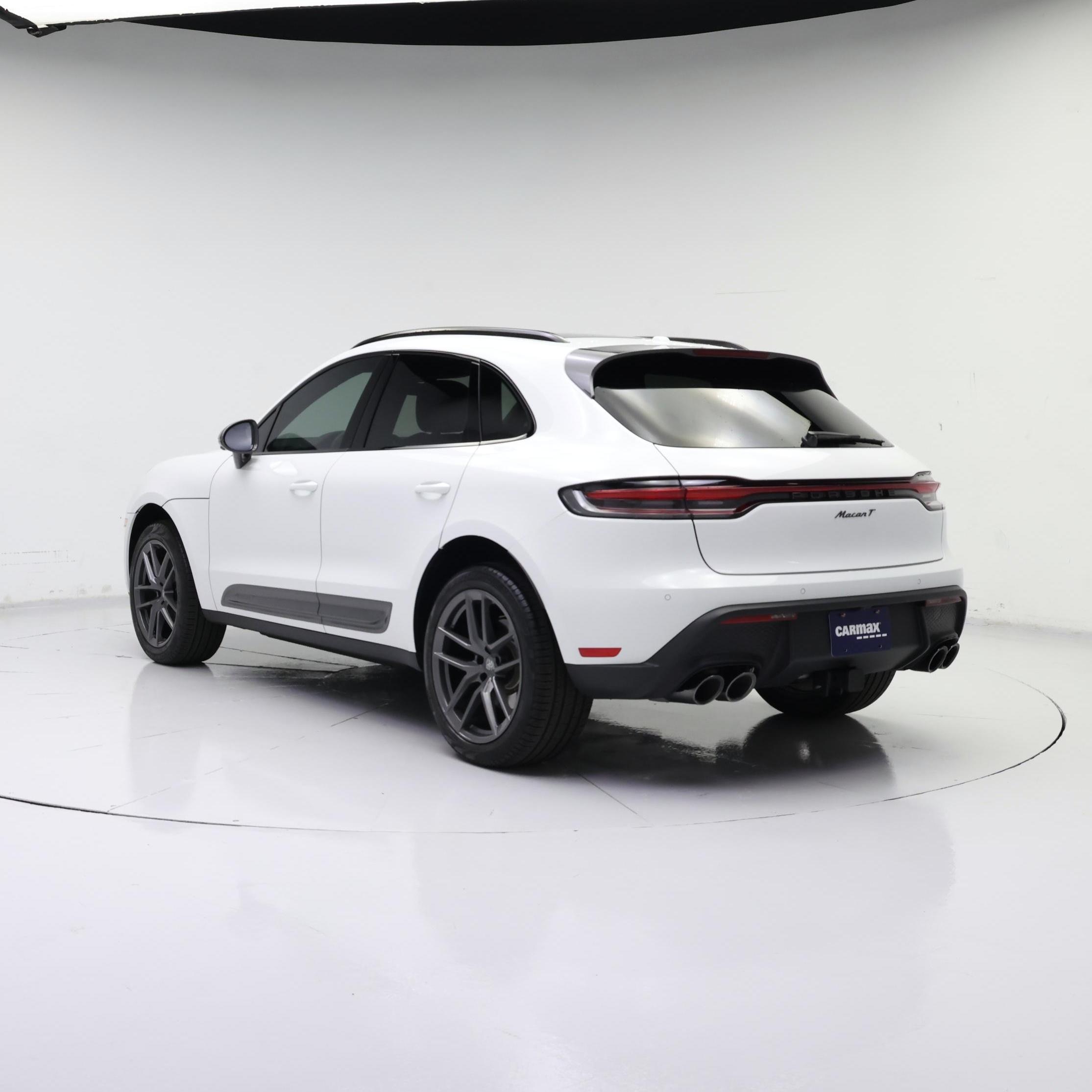 Thumbnail: 2025 Porsche Macan - 2