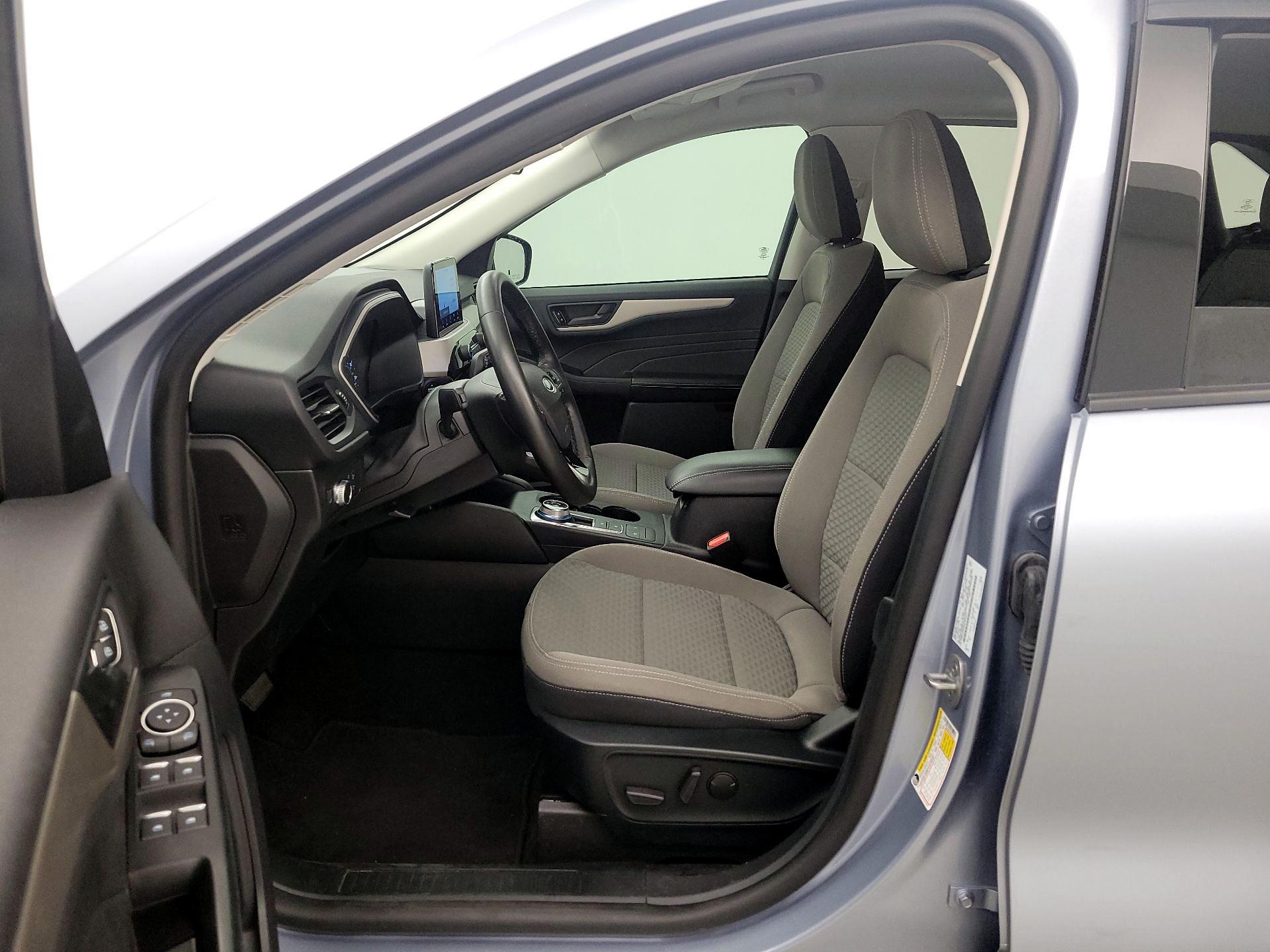 Thumbnail: 2022 Ford Escape - 11