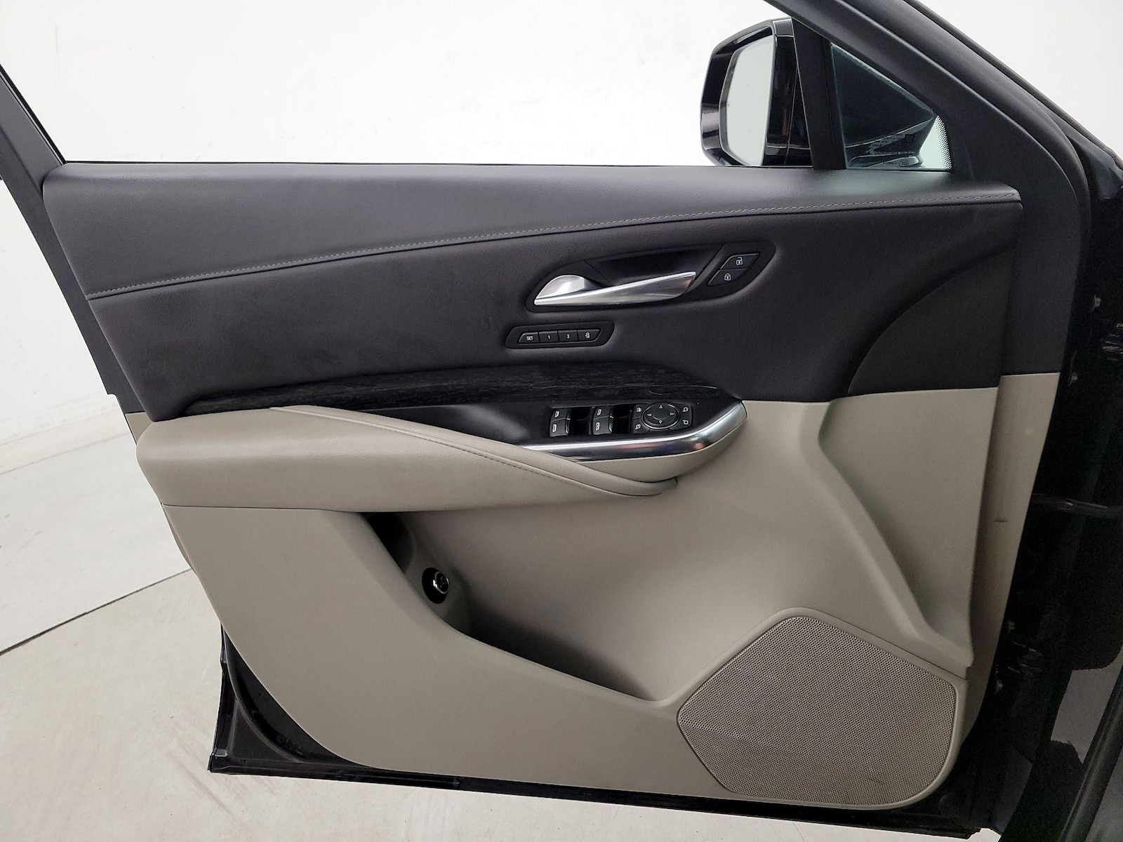 2022 Cadillac XT4 Premium Luxury - Photo 13