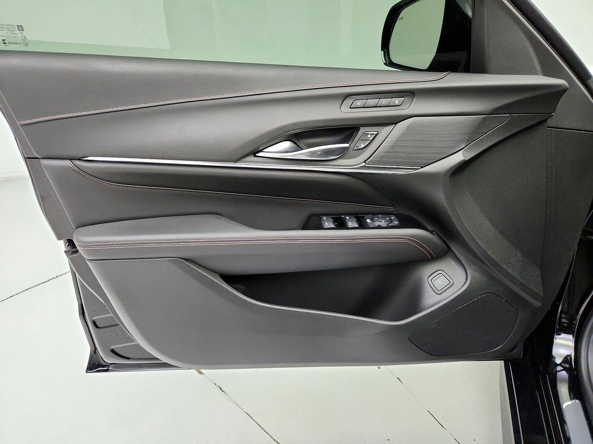 Thumbnail: 2025 Cadillac CT4 - 12