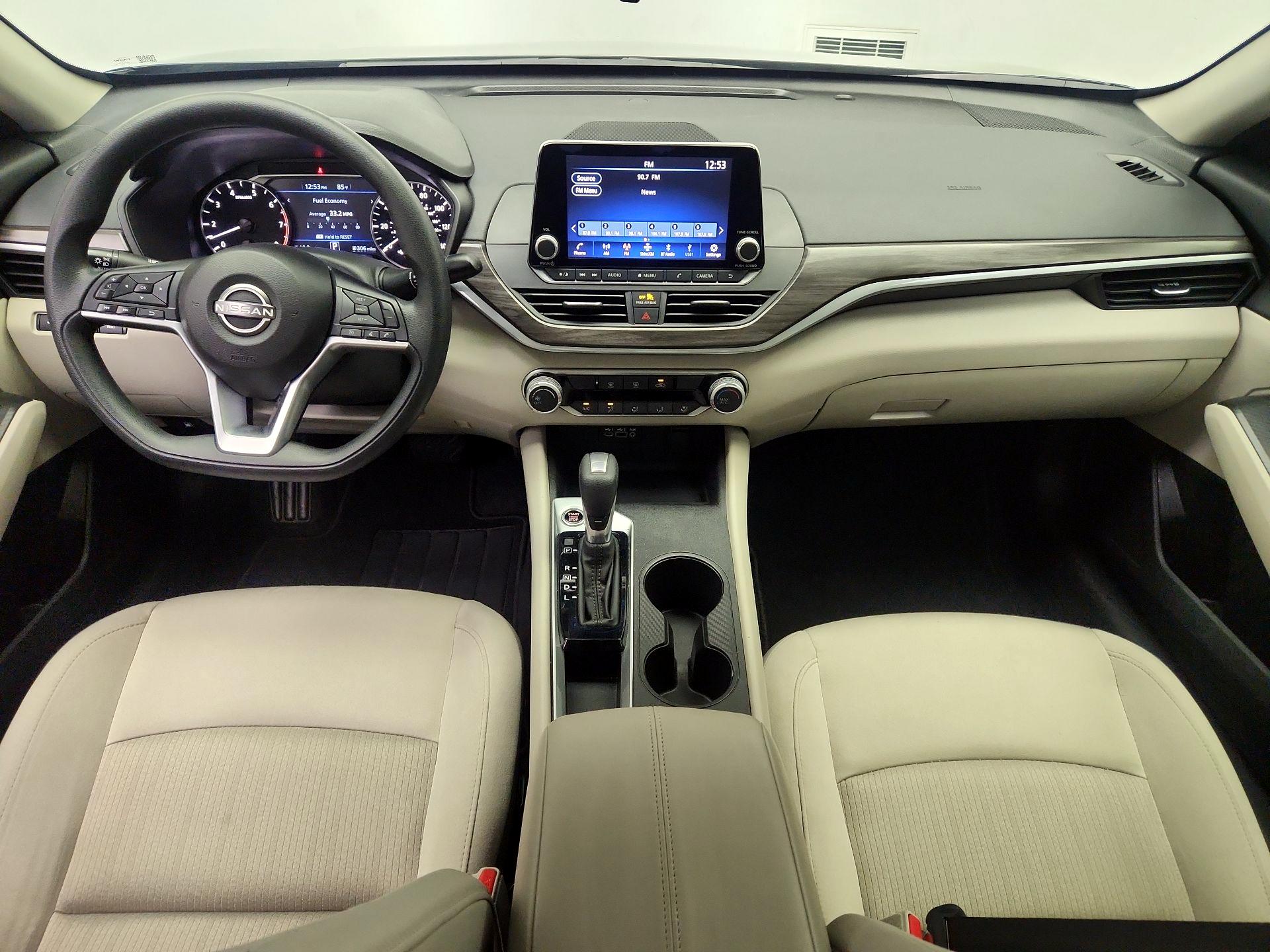 Thumbnail: 2025 Nissan Altima - 9
