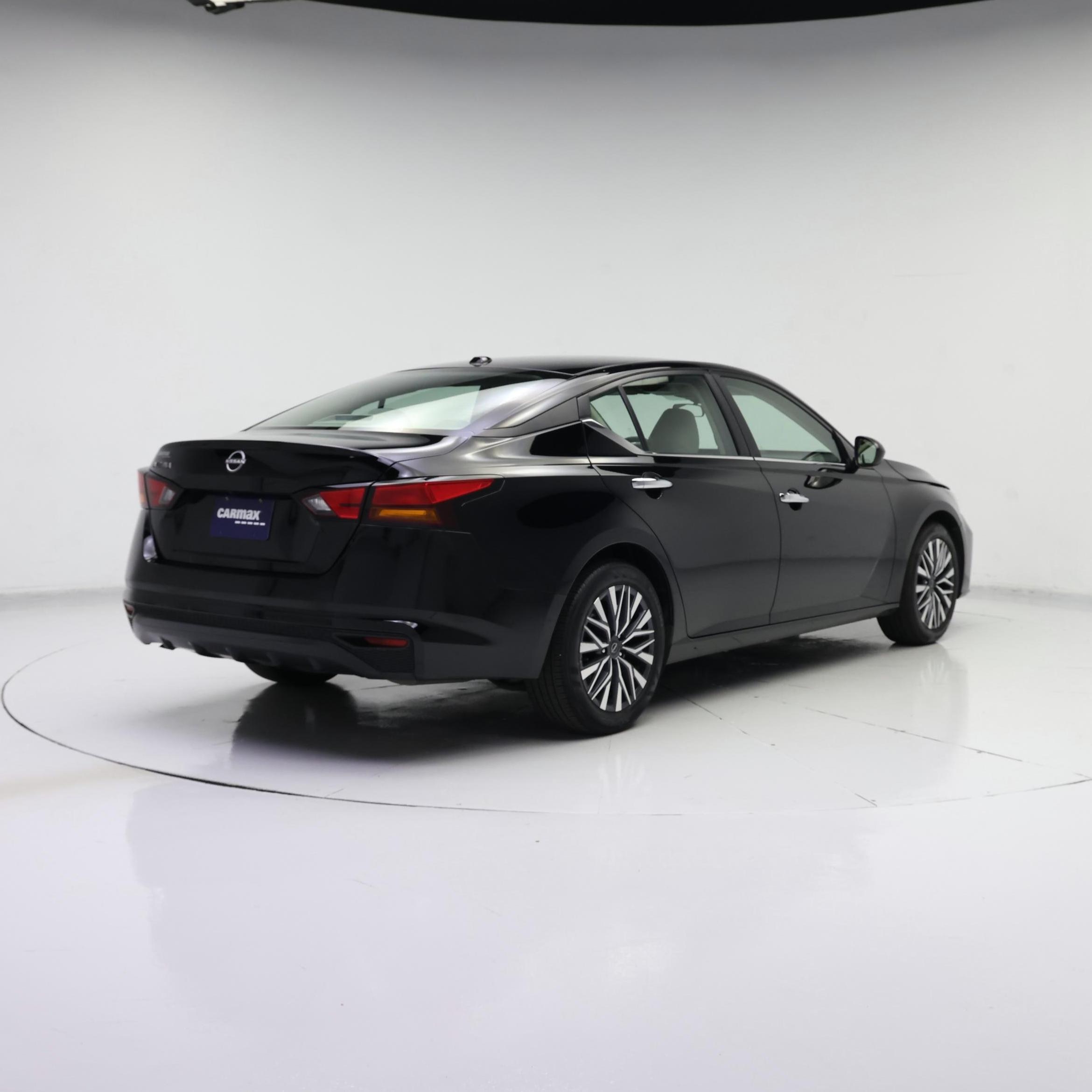 Thumbnail: 2025 Nissan Altima - 8