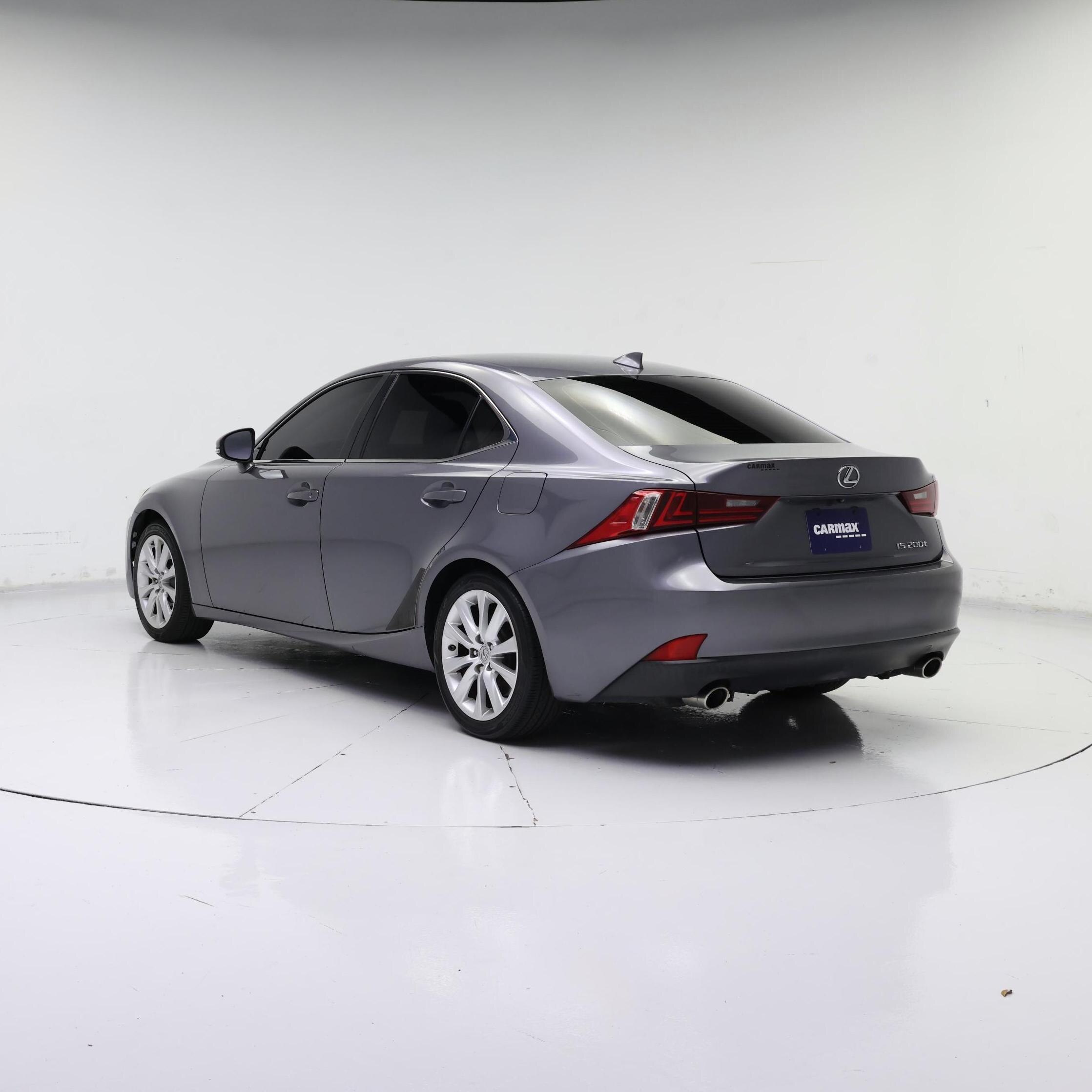 Thumbnail: 2016 Lexus IS - 2
