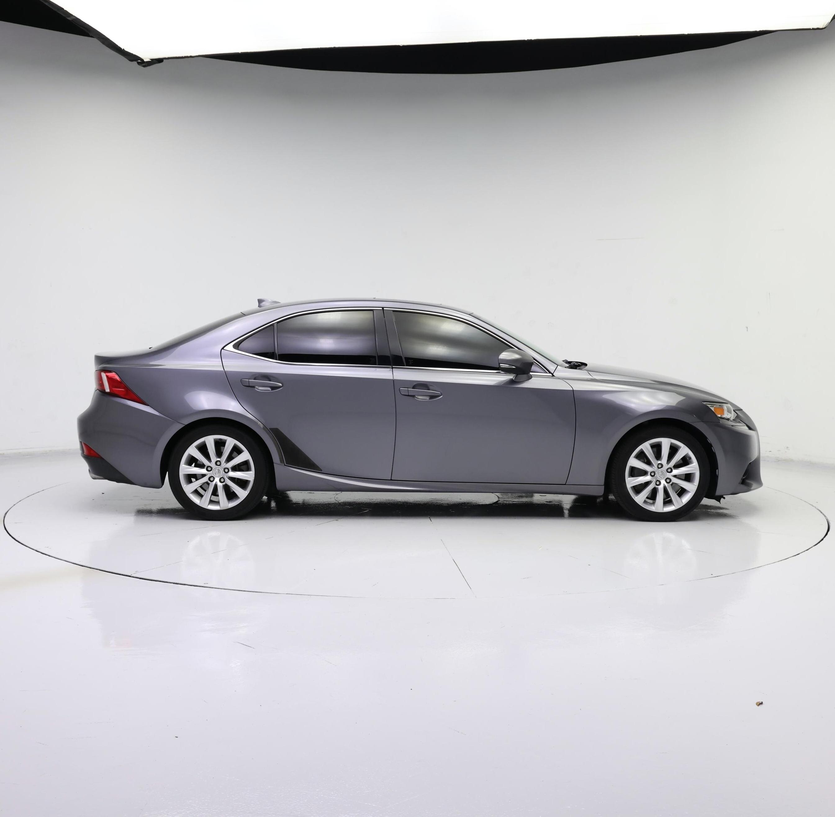 Thumbnail: 2016 Lexus IS - 7
