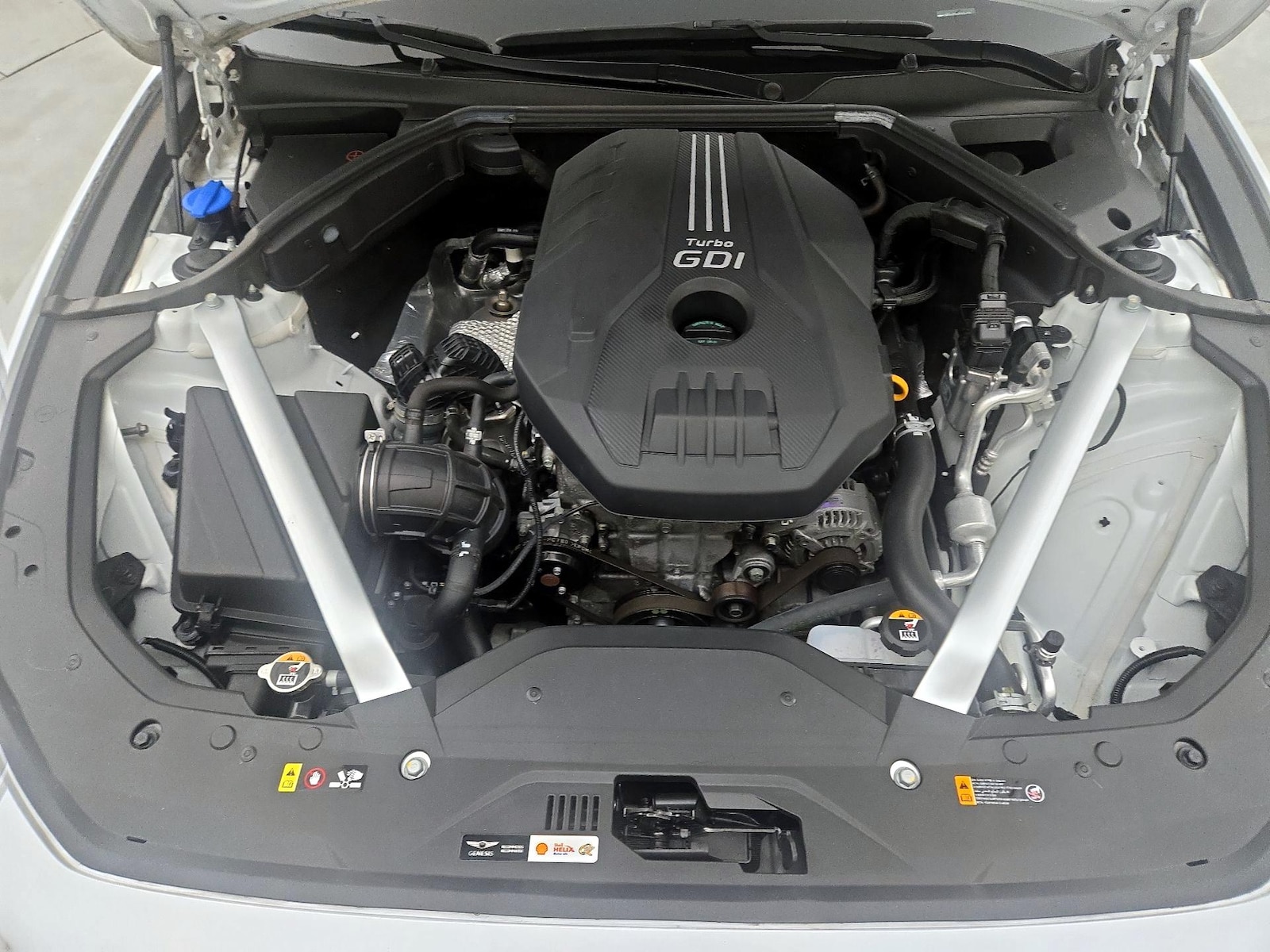 2023 GENESIS G70 Standard - Photo 24