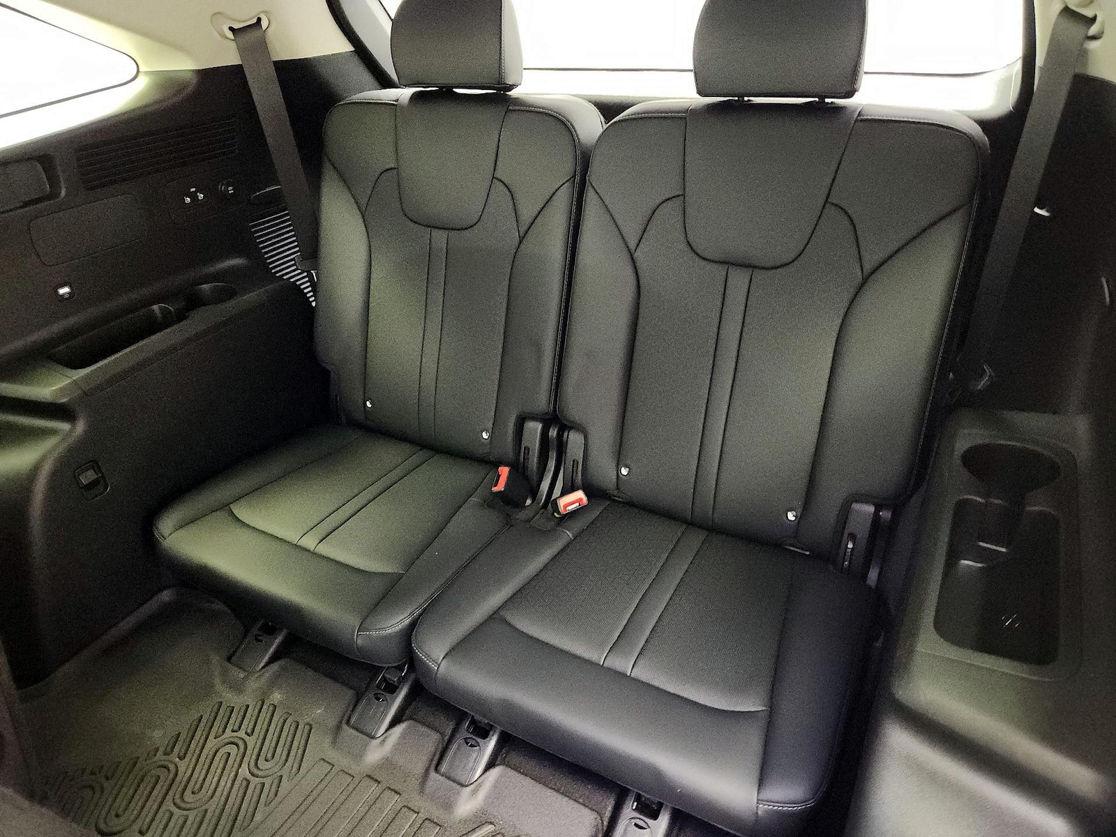 2022 Kia Sorento EX Hybrid - Photo 23