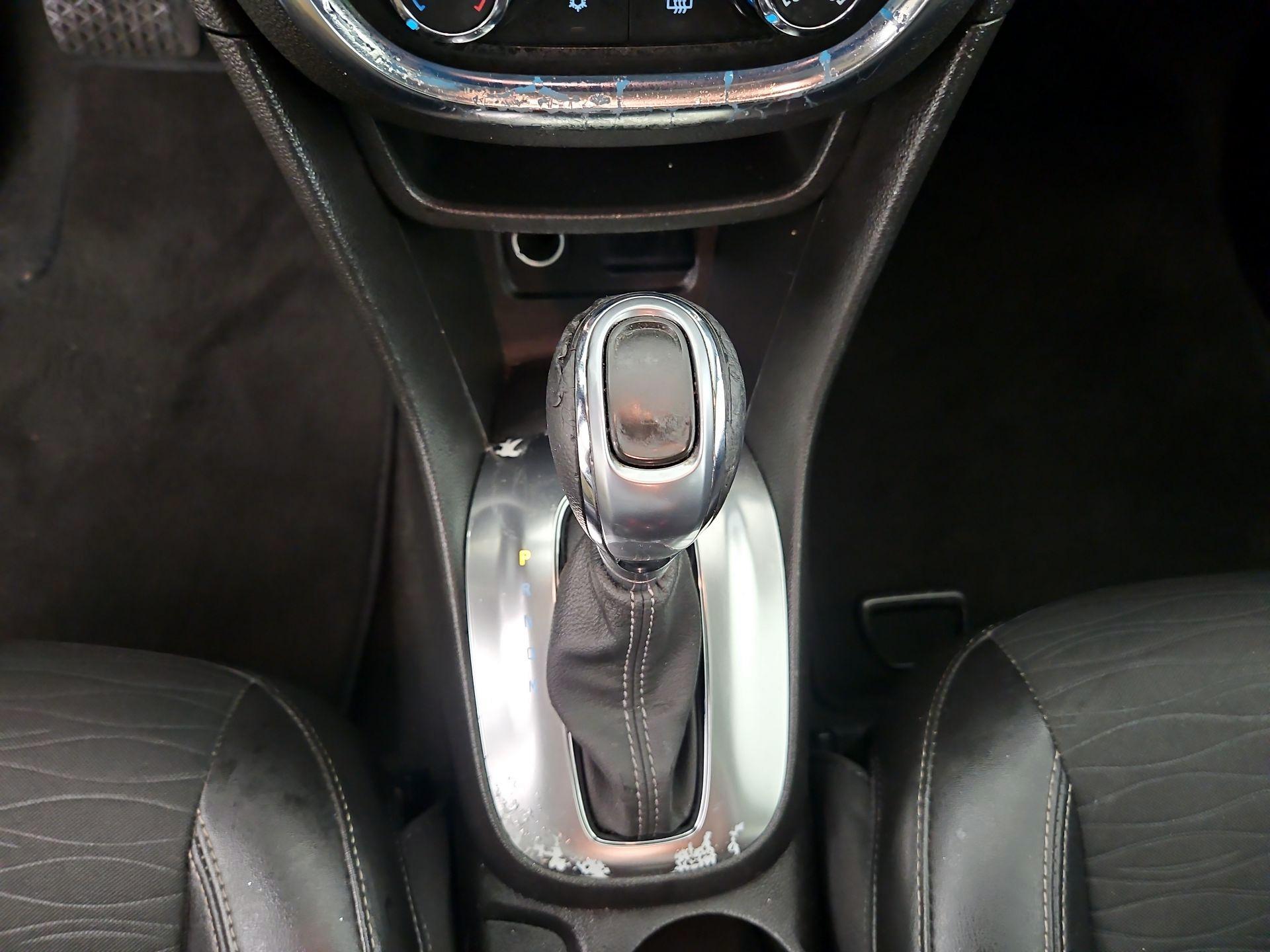 Thumbnail: 2016 Buick Encore - 15