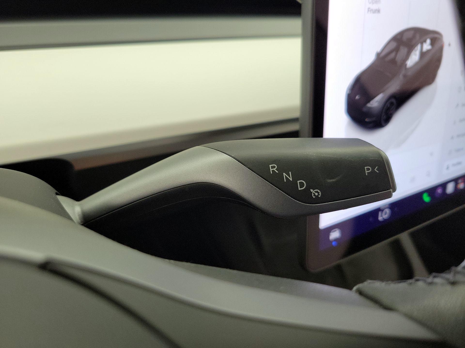 Thumbnail: 2023 Tesla Model Y - 17