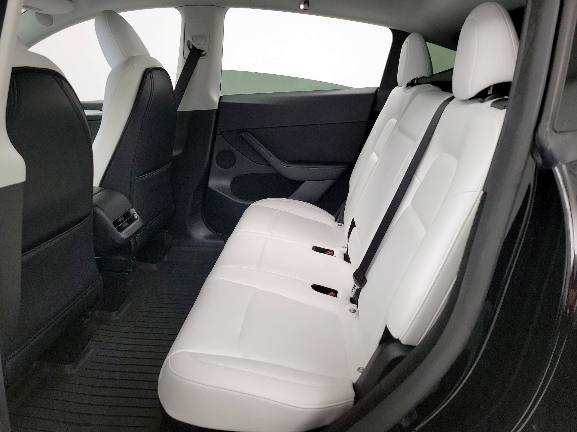 Thumbnail: 2023 Tesla Model Y - 18