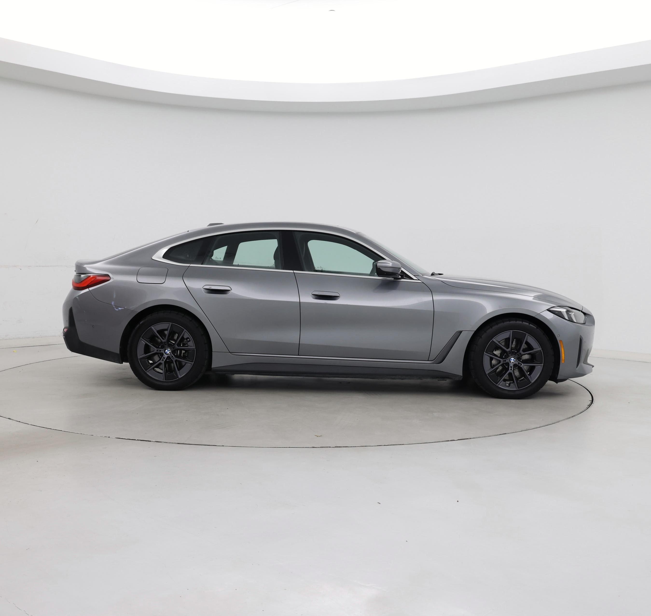 Thumbnail: 2025 BMW i4 - 7