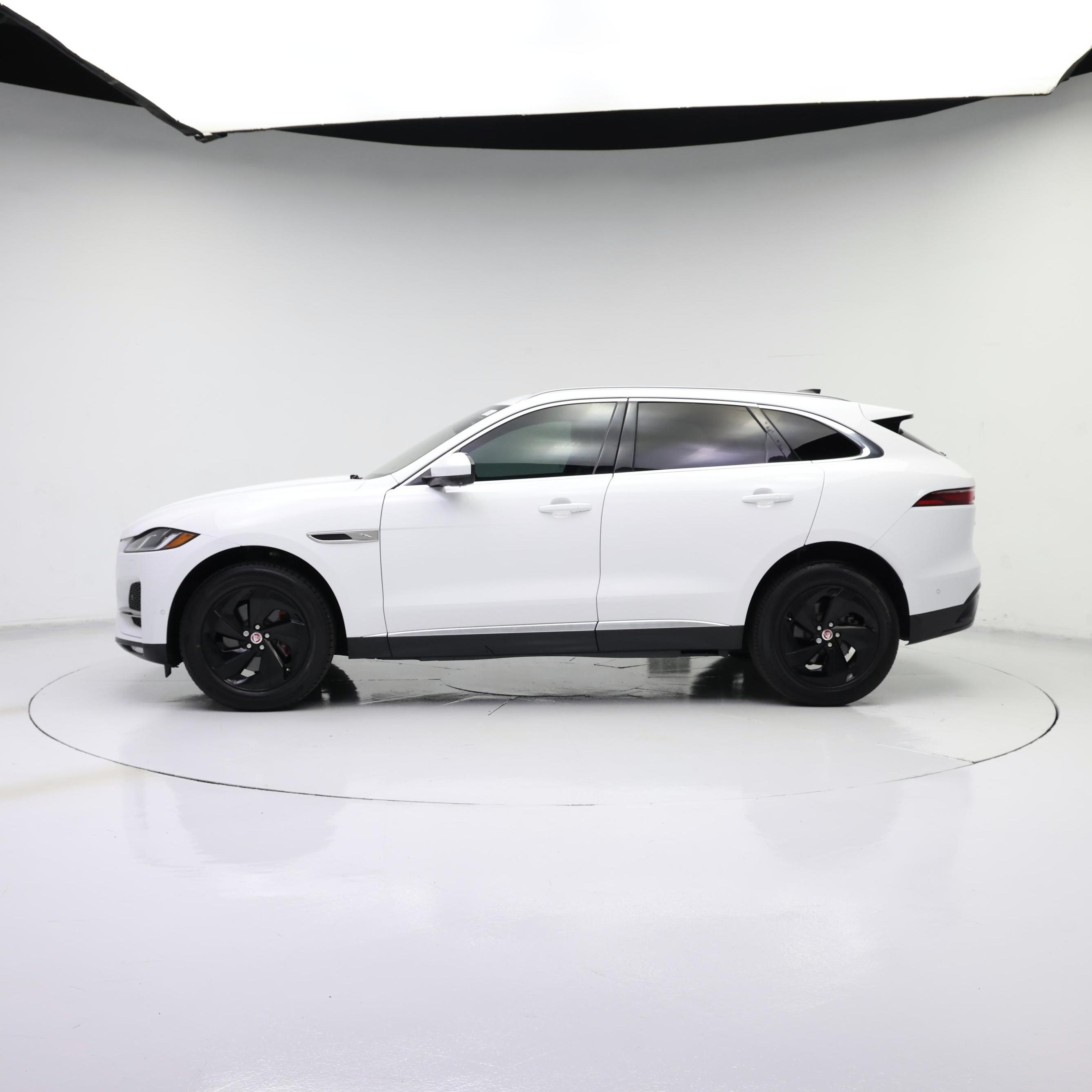 Thumbnail: 2021 Jaguar F-Pace - 3