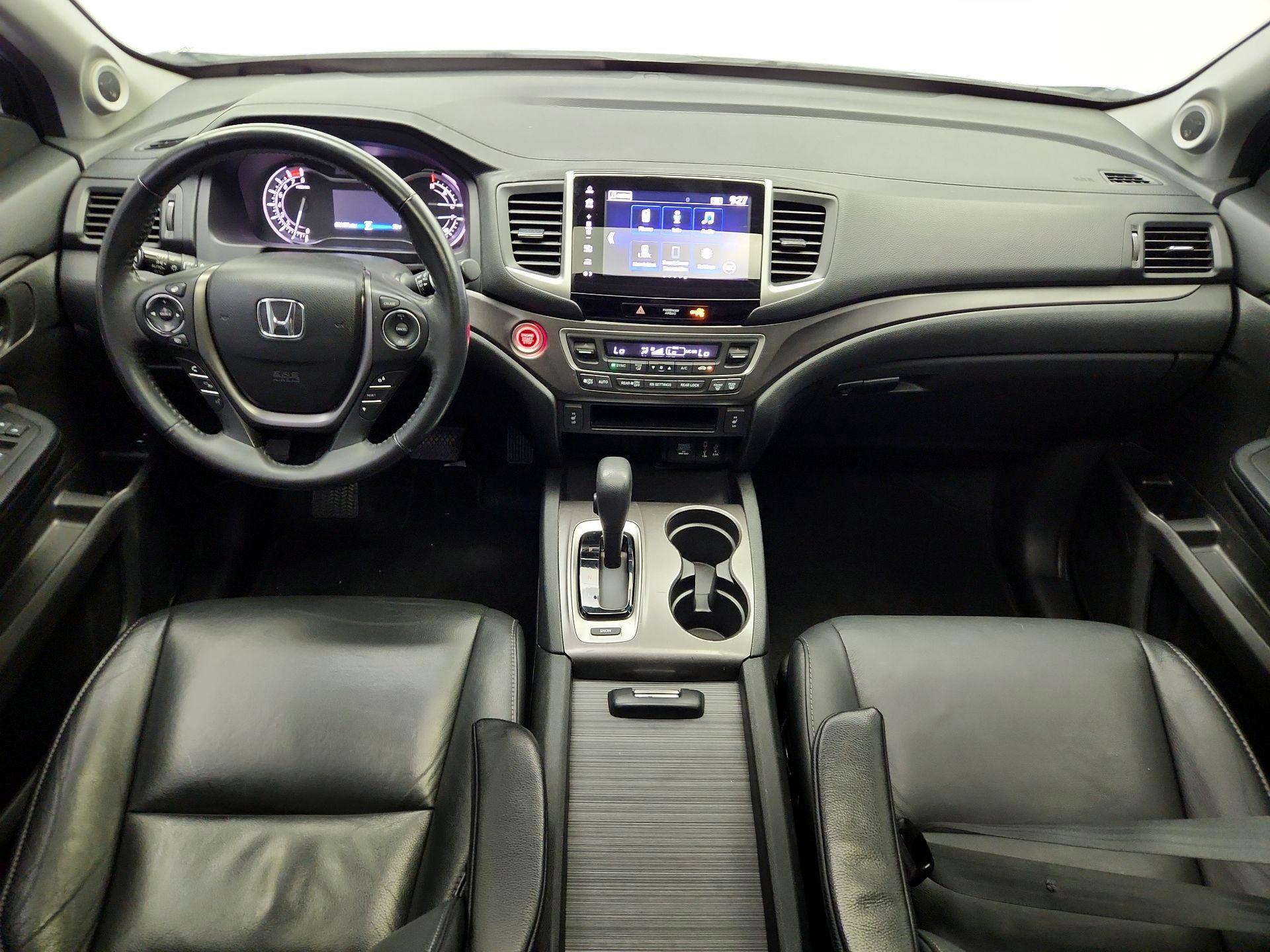 Thumbnail: 2018 Honda Pilot - 9