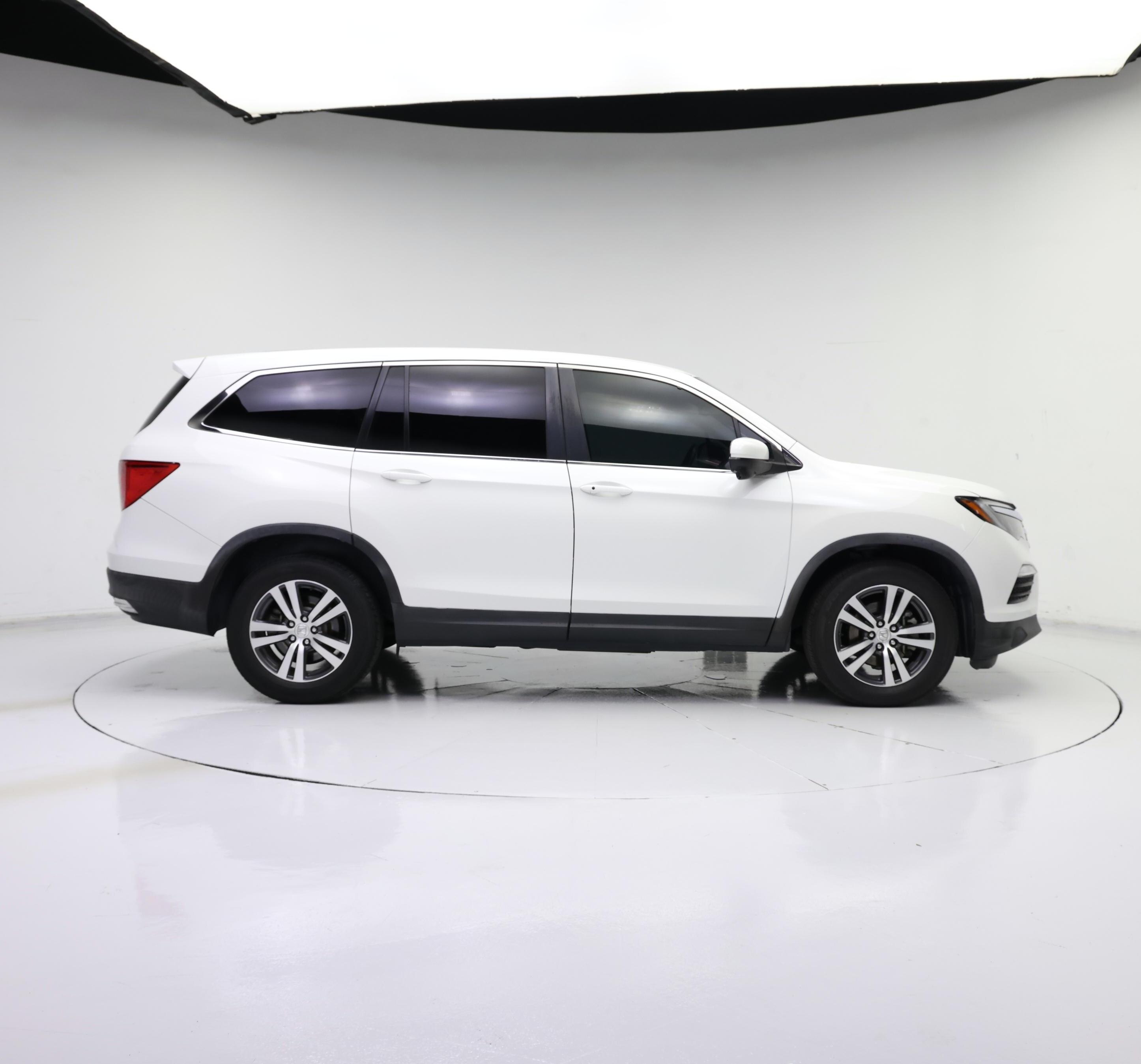 Thumbnail: 2018 Honda Pilot - 7