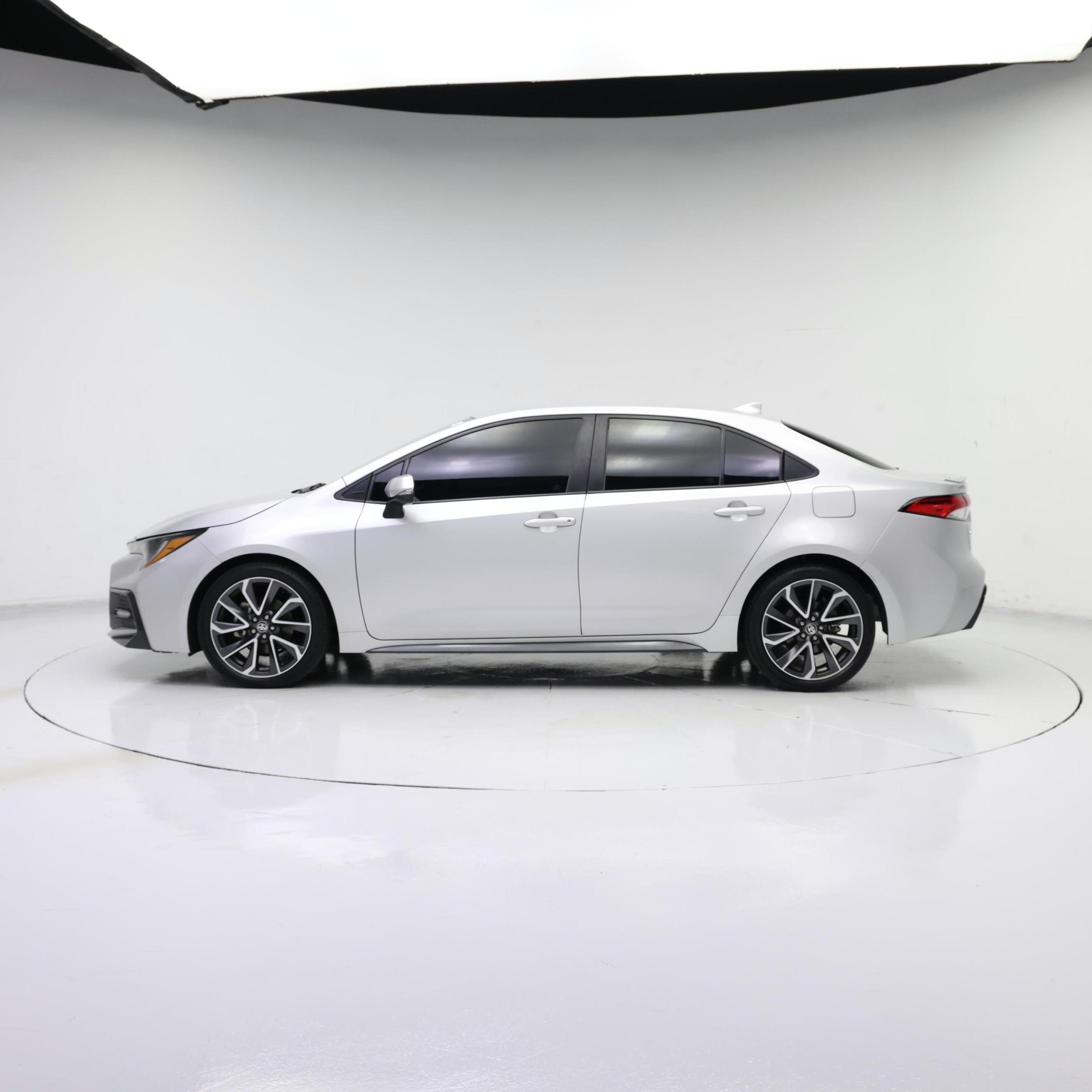 Thumbnail: 2021 Toyota Corolla - 3
