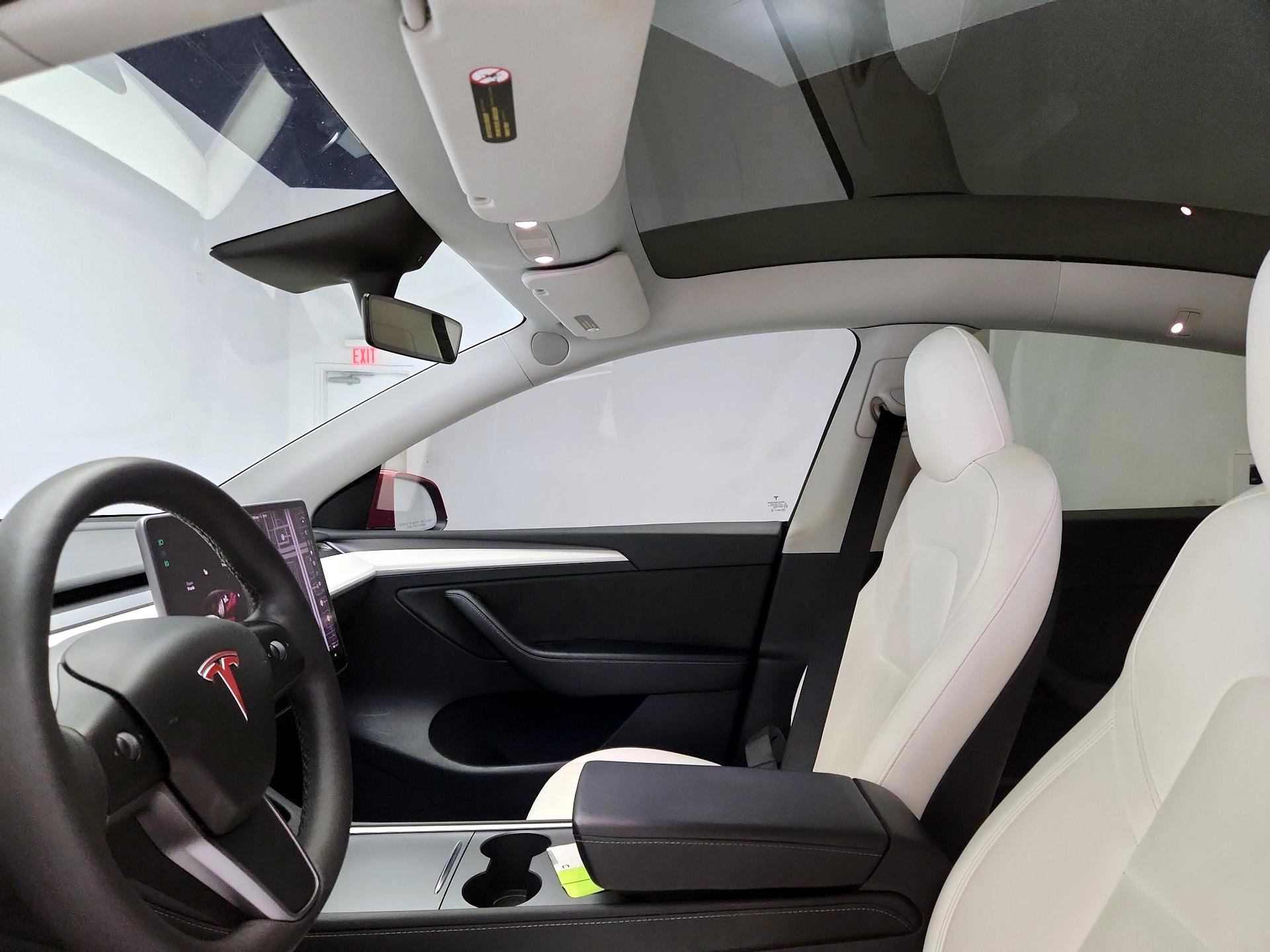 Thumbnail: 2023 Tesla Model Y - 19