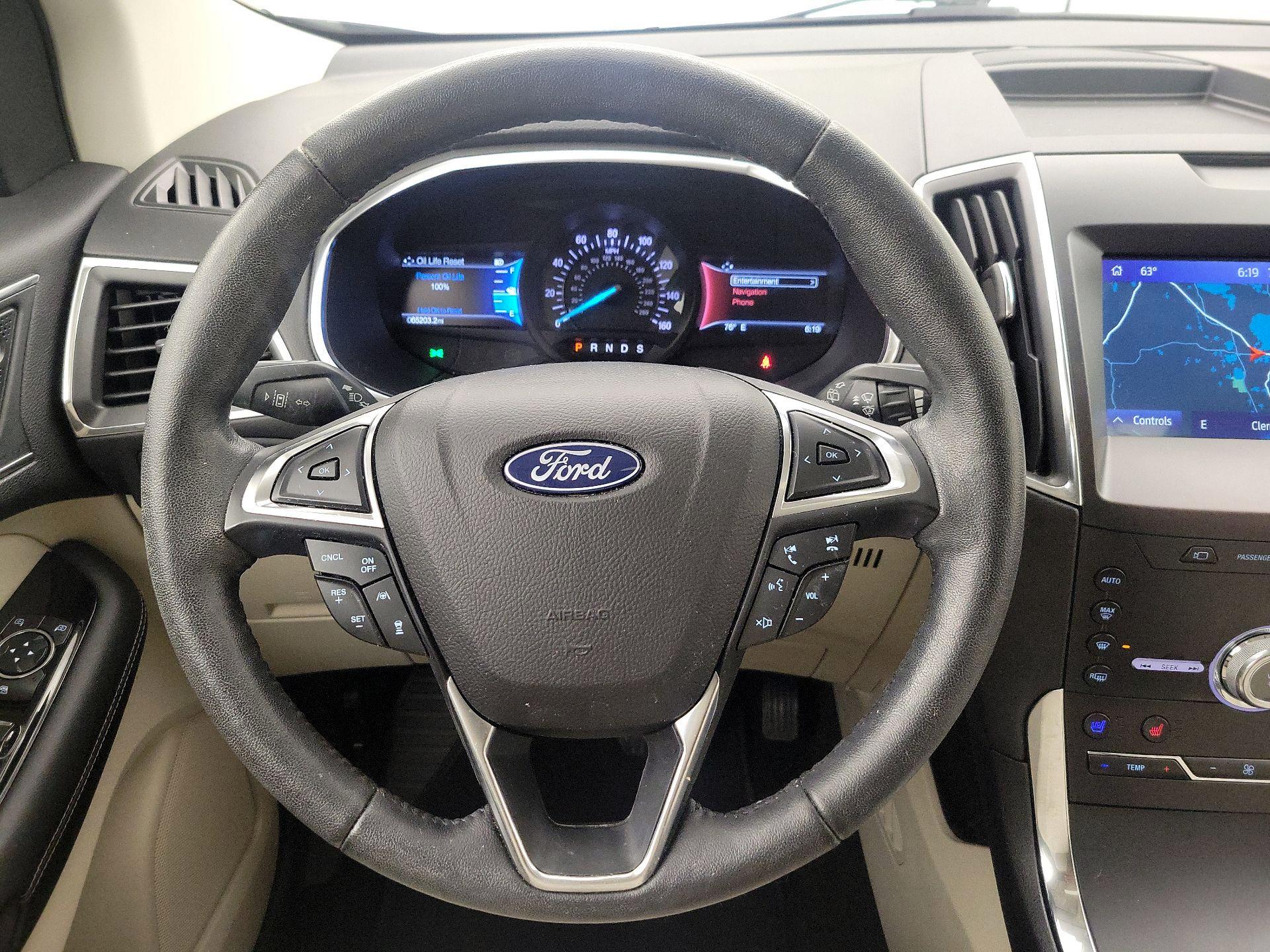 Thumbnail: 2020 Ford Edge - 10