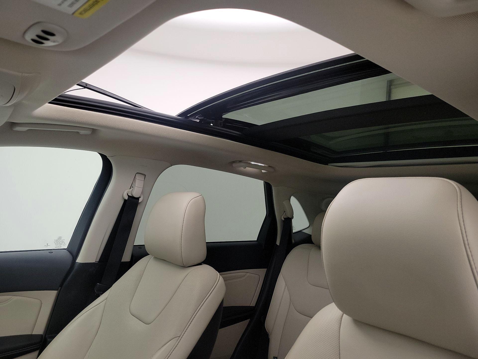 Thumbnail: 2020 Ford Edge - 20