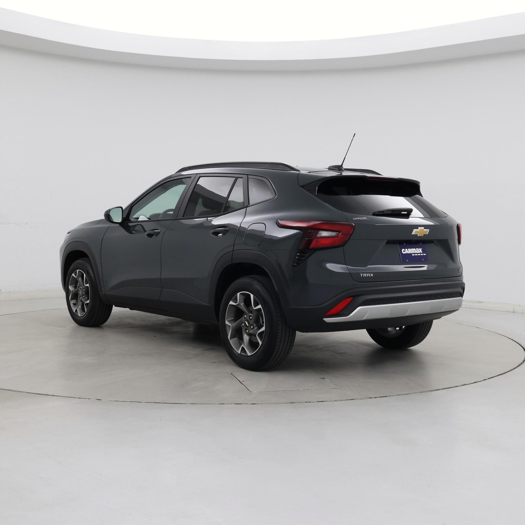Thumbnail: 2026 Chevrolet Trax - 2