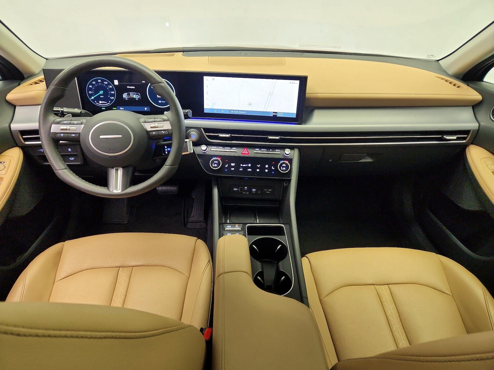 2024 Hyundai Sonata Hybrid Limited - Photo 10