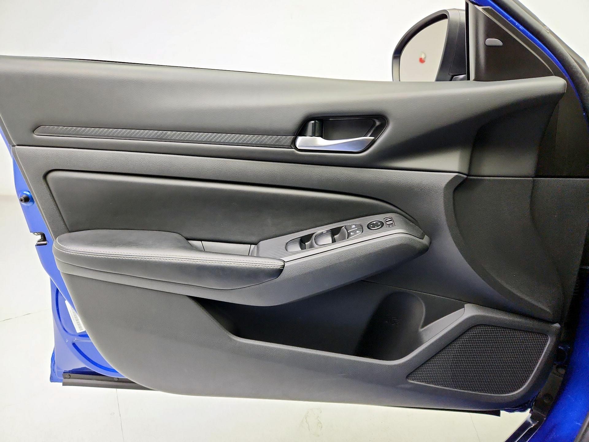 Thumbnail: 2025 Nissan Altima - 12