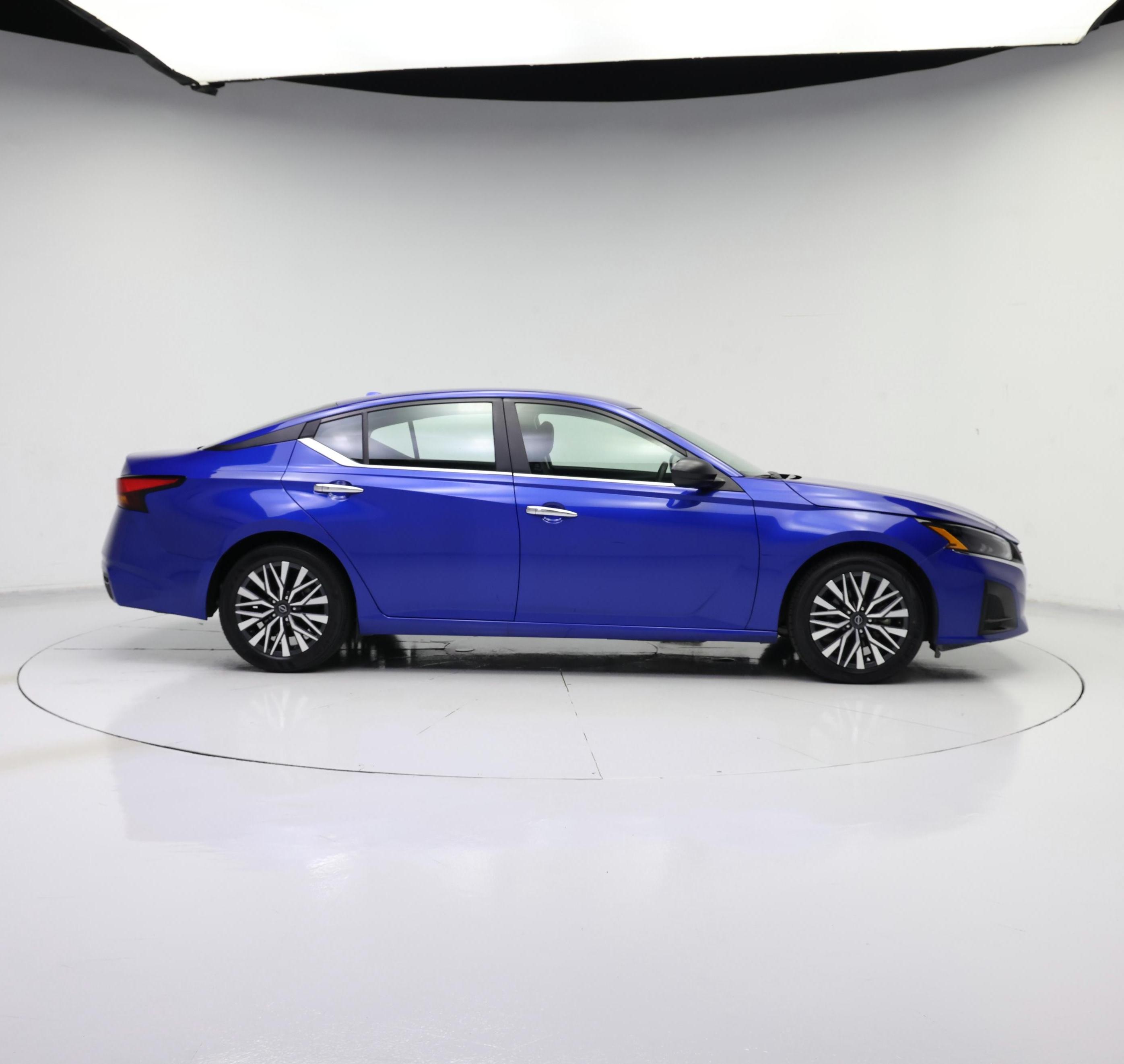 Thumbnail: 2025 Nissan Altima - 7