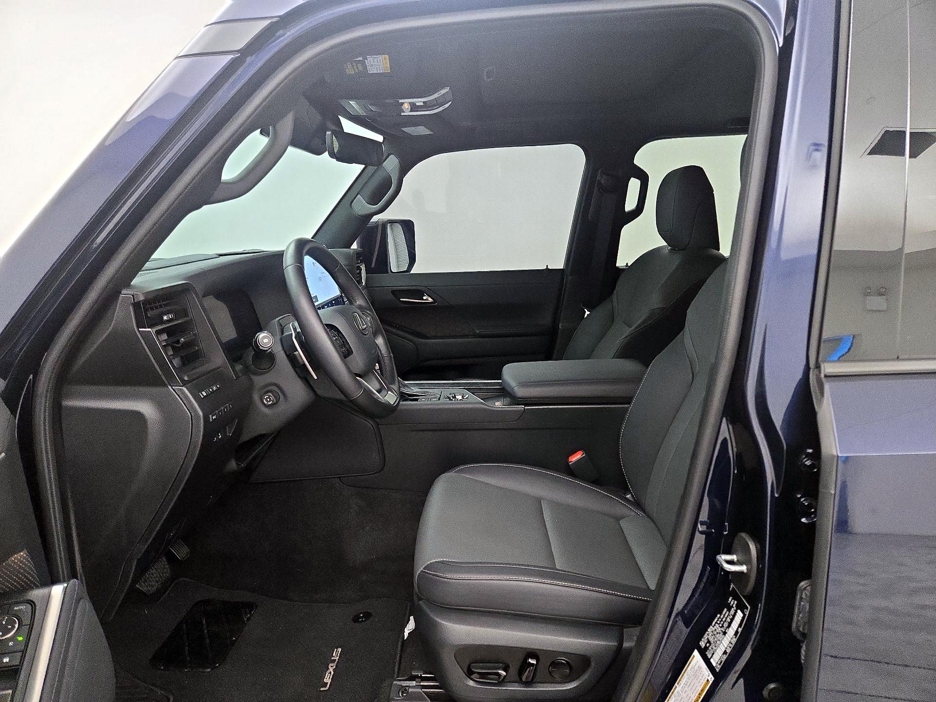 Thumbnail: 2024 Lexus GX - 11