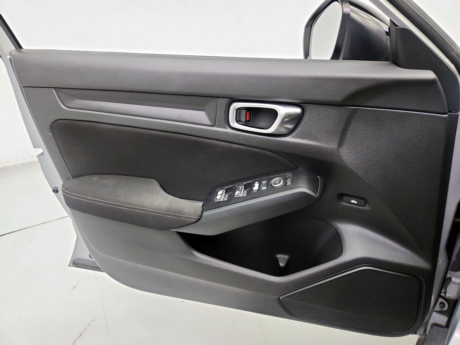 Thumbnail: 2023 Honda Civic - 12
