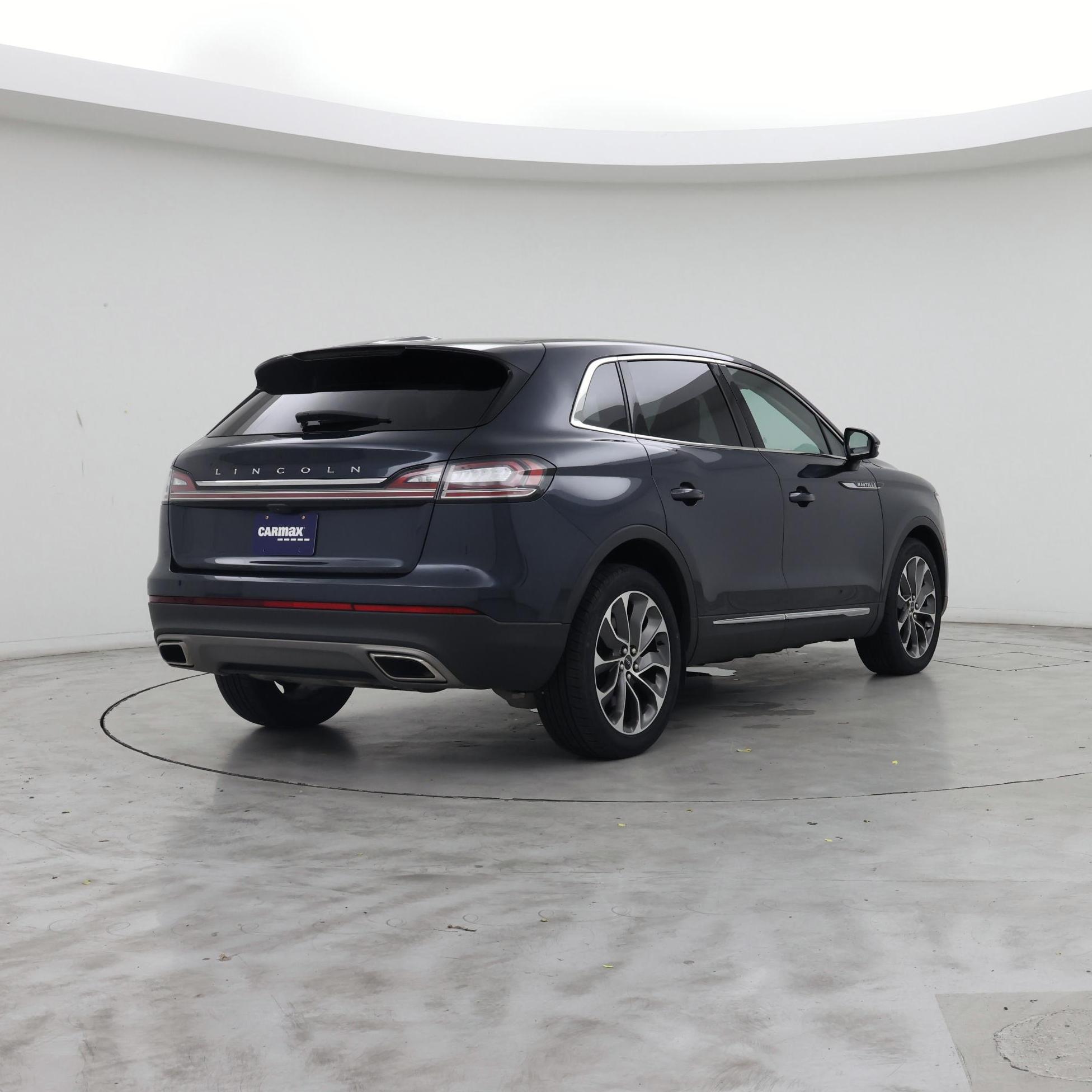 Thumbnail: 2022 Lincoln Nautilus - 8