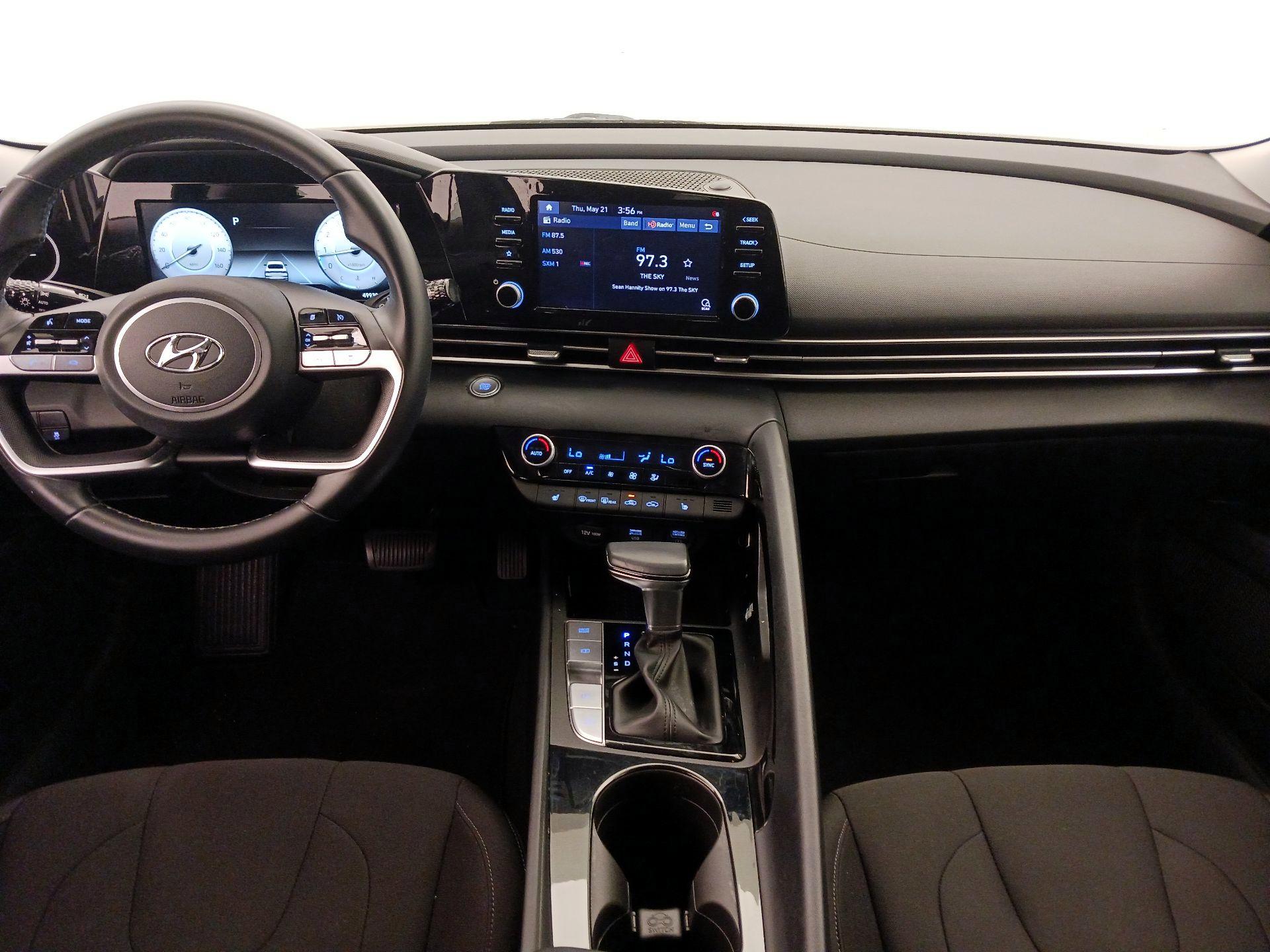 Thumbnail: 2022 Hyundai Elantra - 9