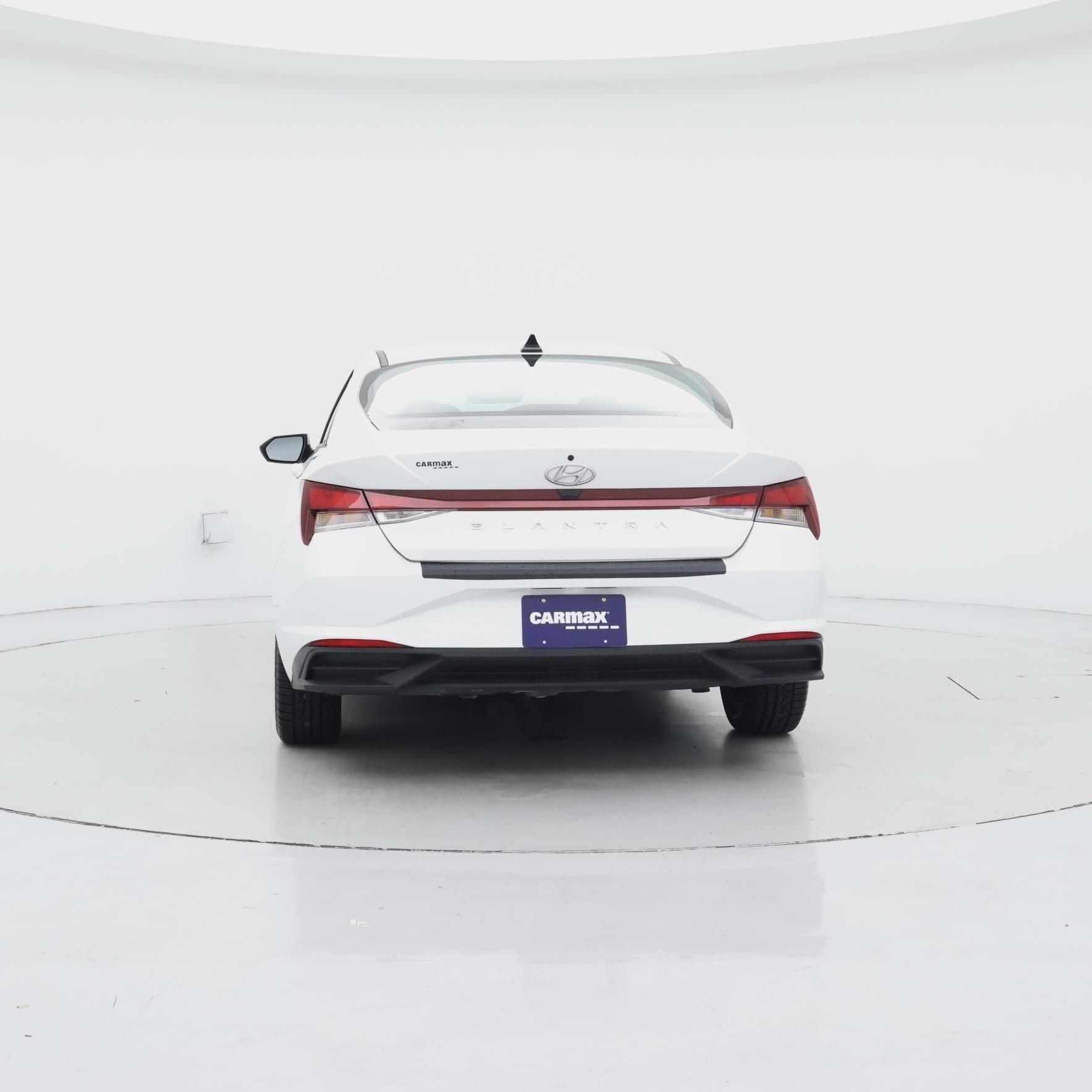 Thumbnail: 2022 Hyundai Elantra - 6