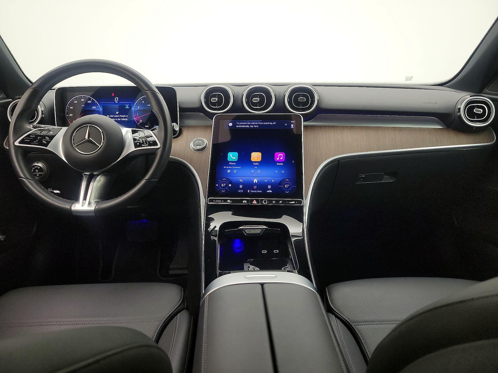 2025 Mercedes-Benz C-Class Sedan C 300 - Photo 10