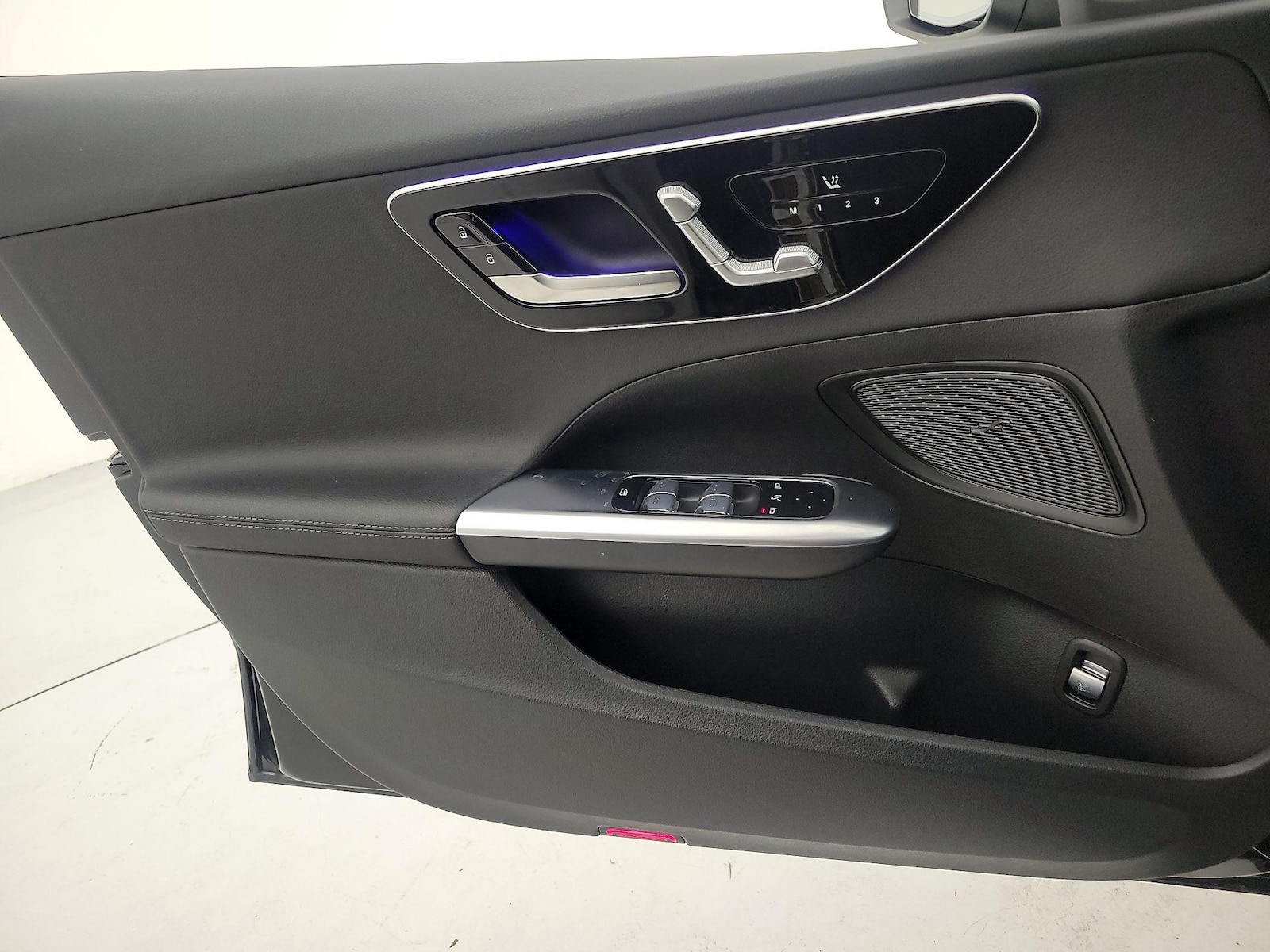 2025 Mercedes-Benz C-Class Sedan C 300 - Photo 13