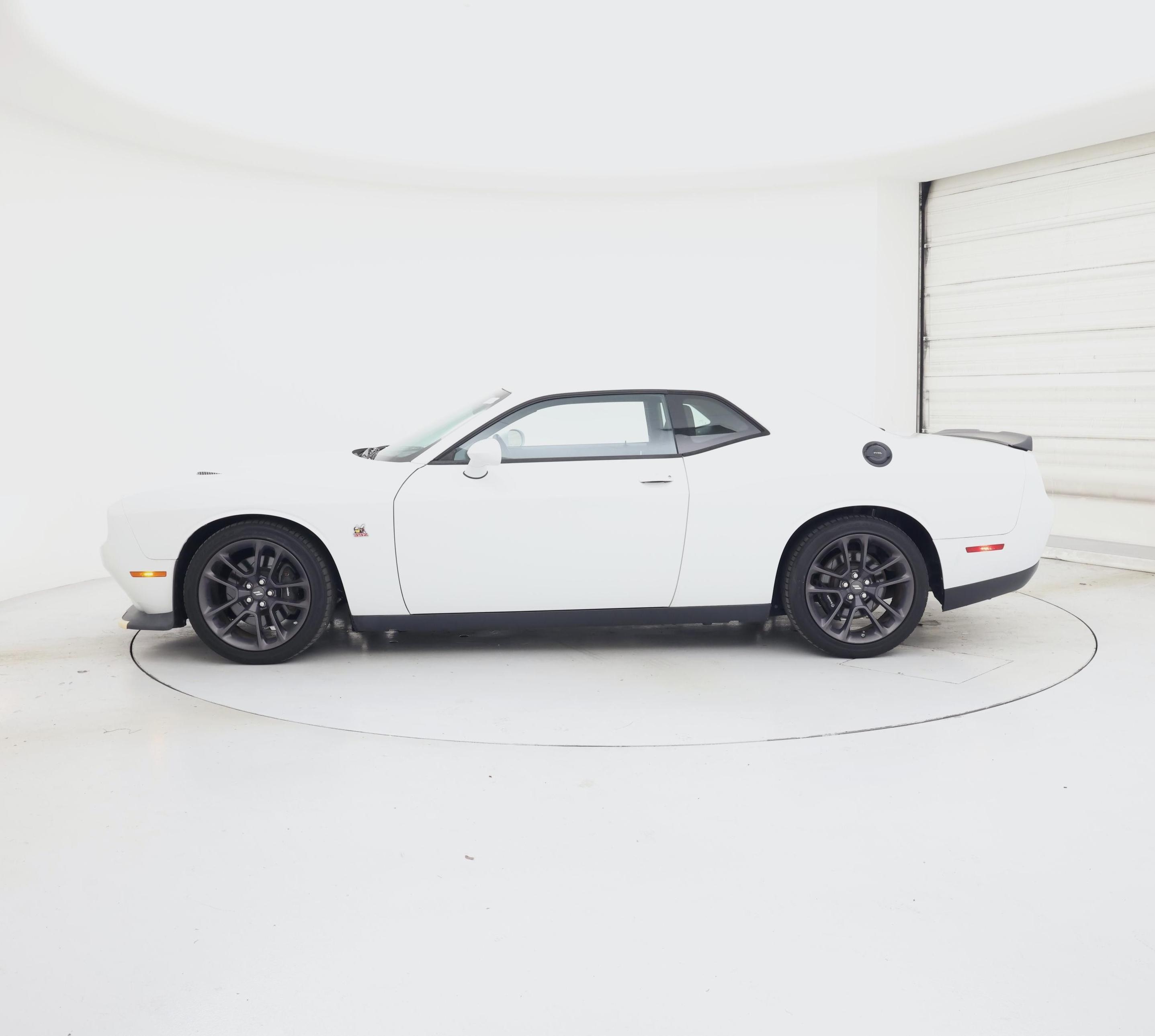 Thumbnail: 2020 Dodge Challenger - 3