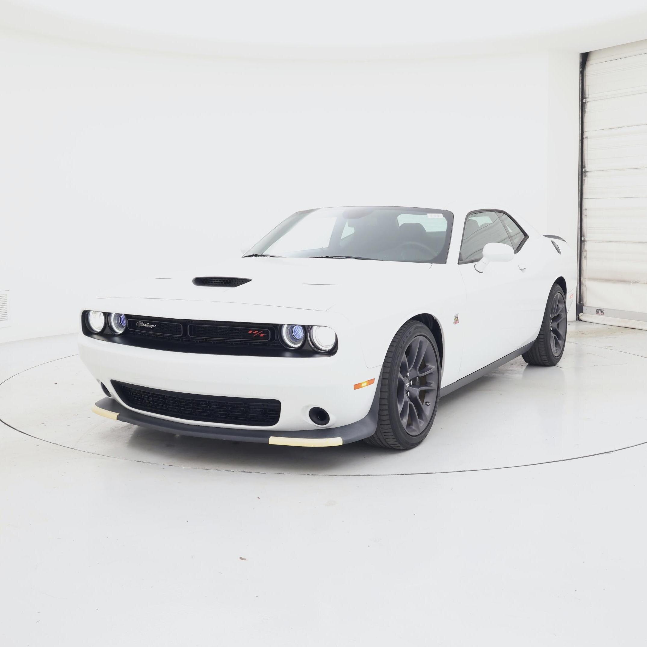 Thumbnail: 2020 Dodge Challenger - 4