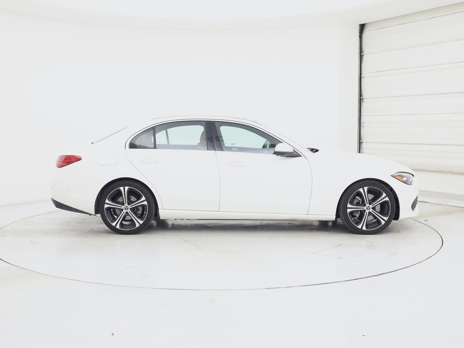 2025 Mercedes-Benz C-Class Sedan C 300 - Photo 8