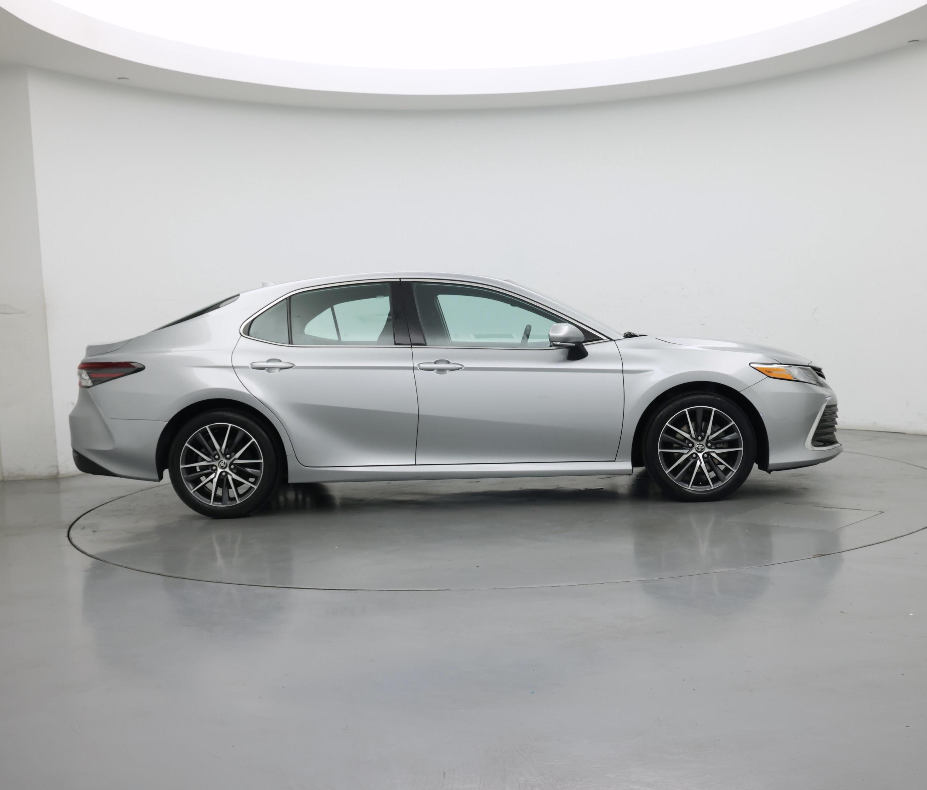 Thumbnail: 2022 Toyota Camry - 7