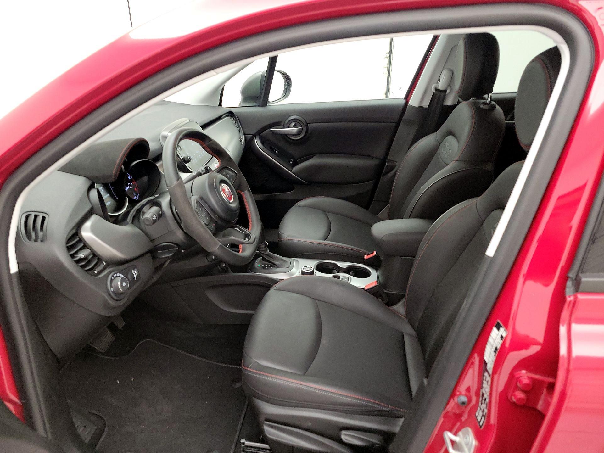 Thumbnail: 2023 Fiat 500X - 11
