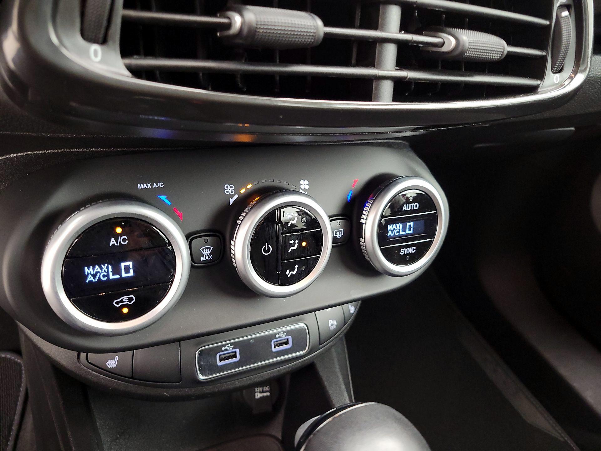 Thumbnail: 2023 Fiat 500X - 14
