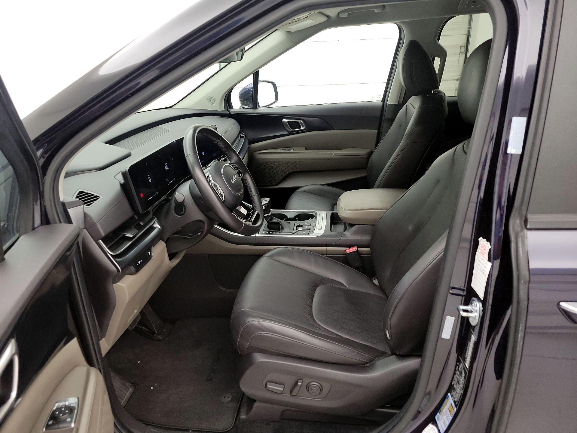 Thumbnail: 2025 Kia Carnival - 11
