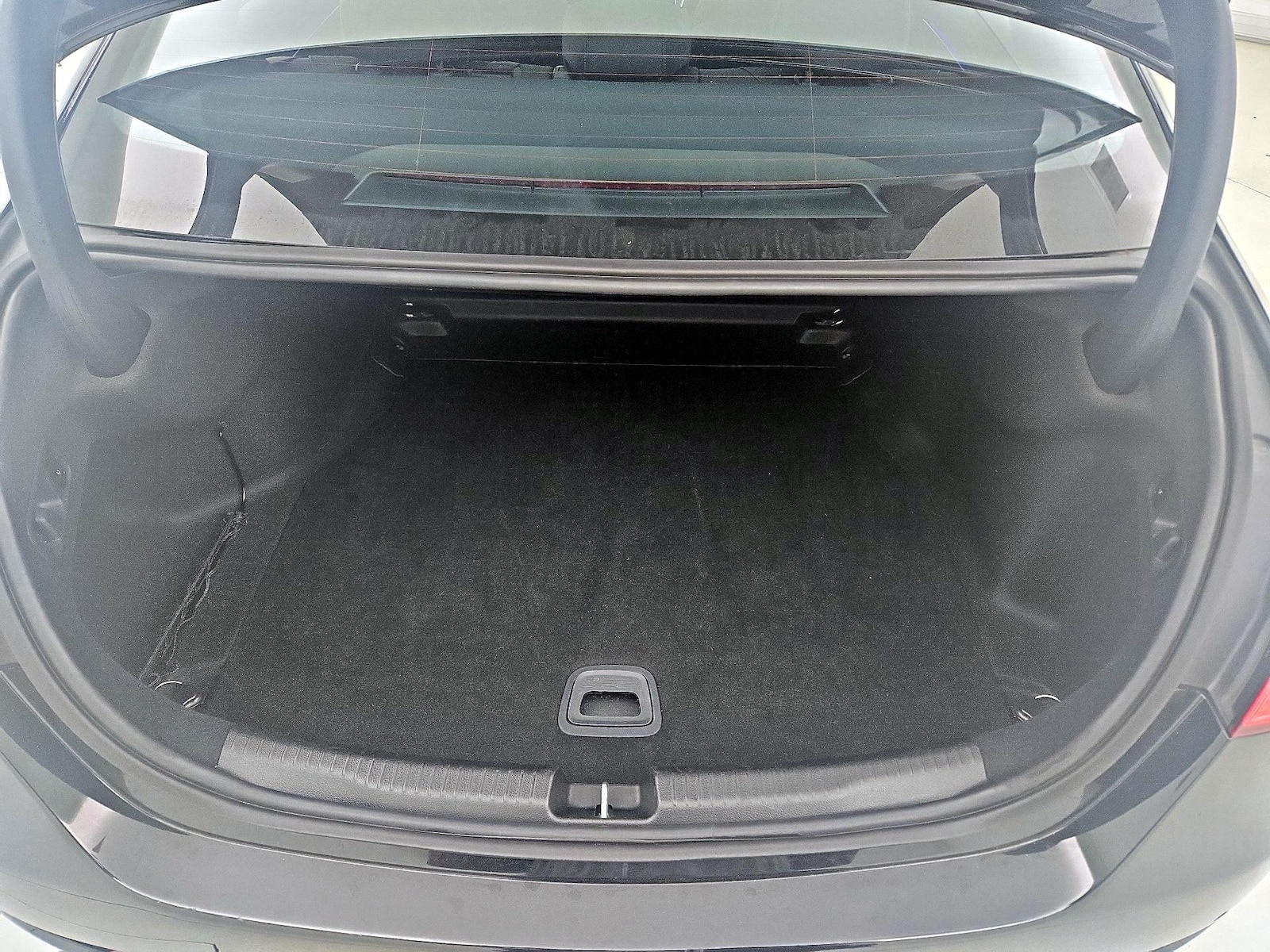 2025 Mercedes-Benz C-Class Sedan C 300 - Photo 22