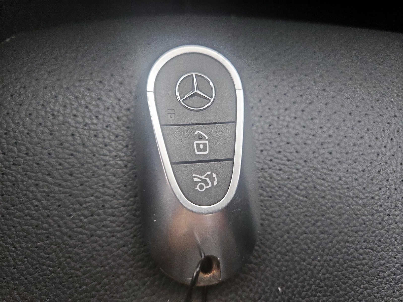 2025 Mercedes-Benz C-Class Sedan C 300 - Photo 25
