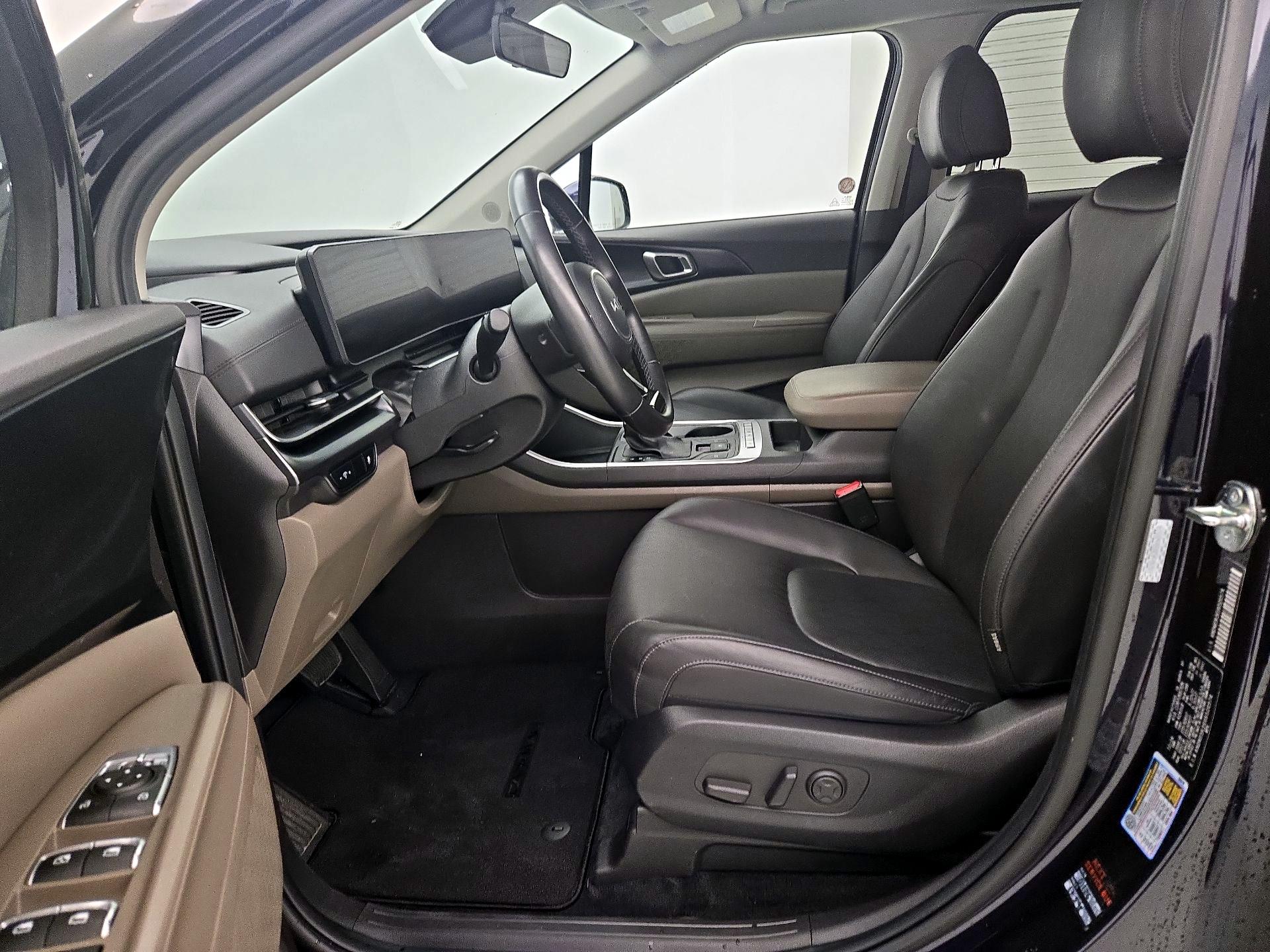 Thumbnail: 2025 Kia Carnival - 11