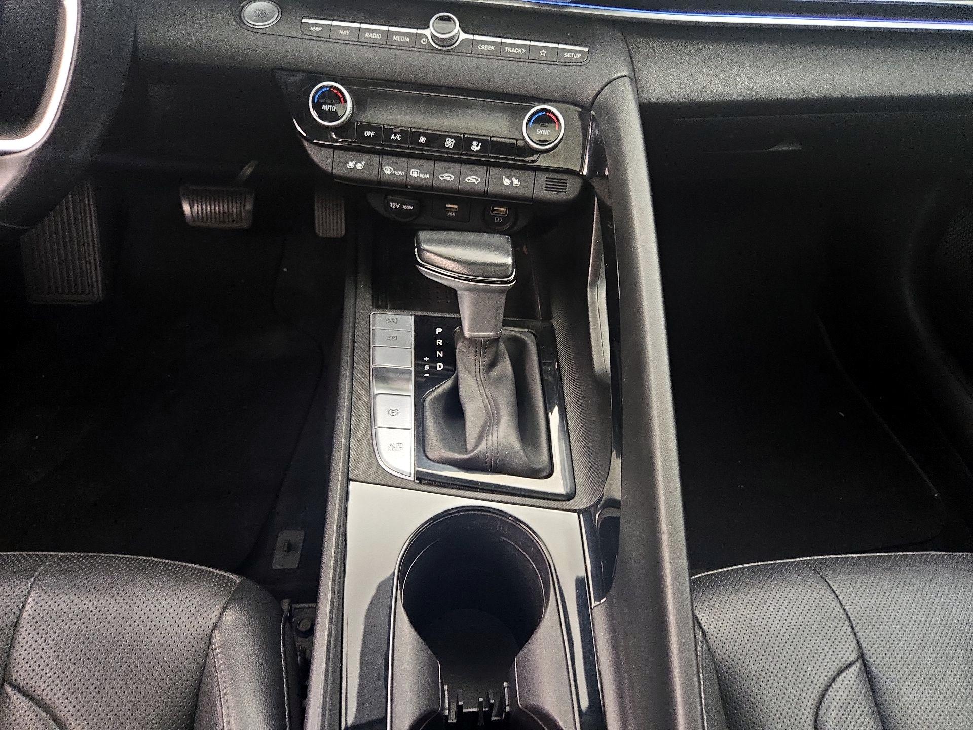 Thumbnail: 2023 Hyundai Elantra - 18