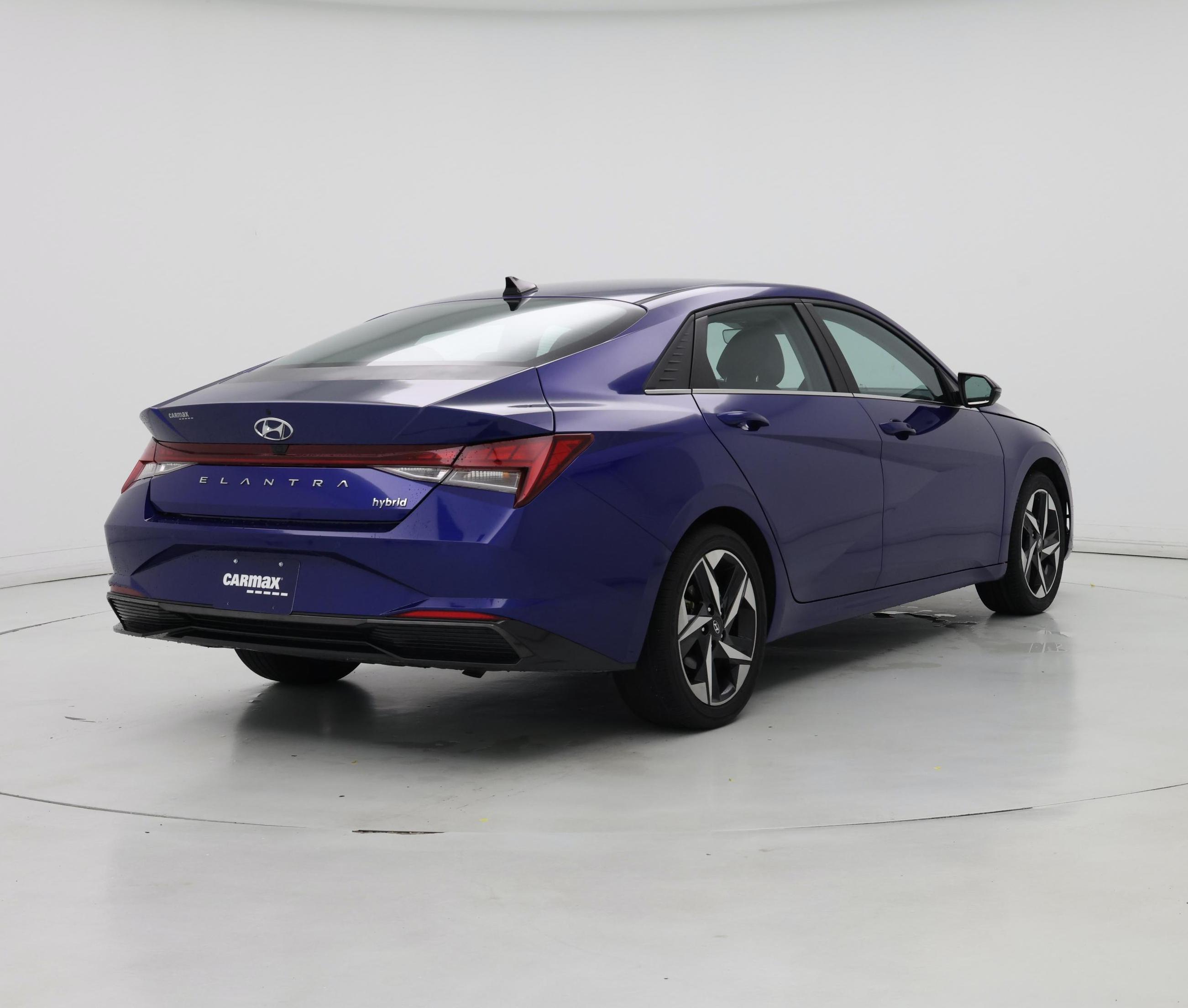 Thumbnail: 2023 Hyundai Elantra - 8