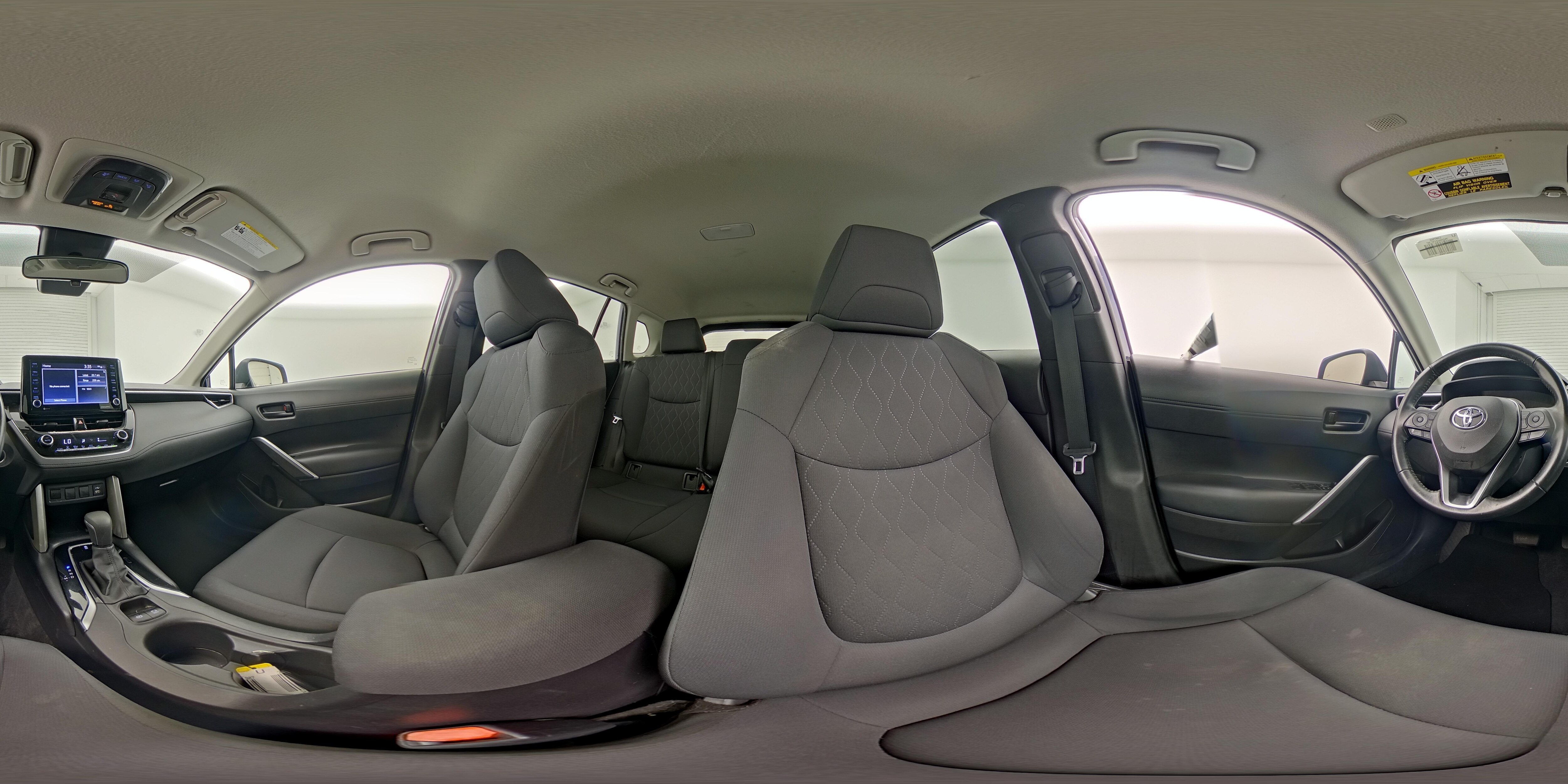 2022 Toyota Corolla Cross LE - Photo 26