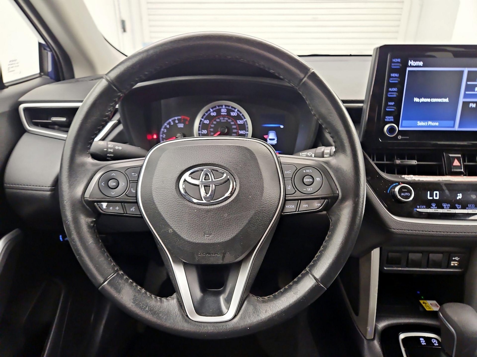 2022 Toyota Corolla Cross LE - Photo 11