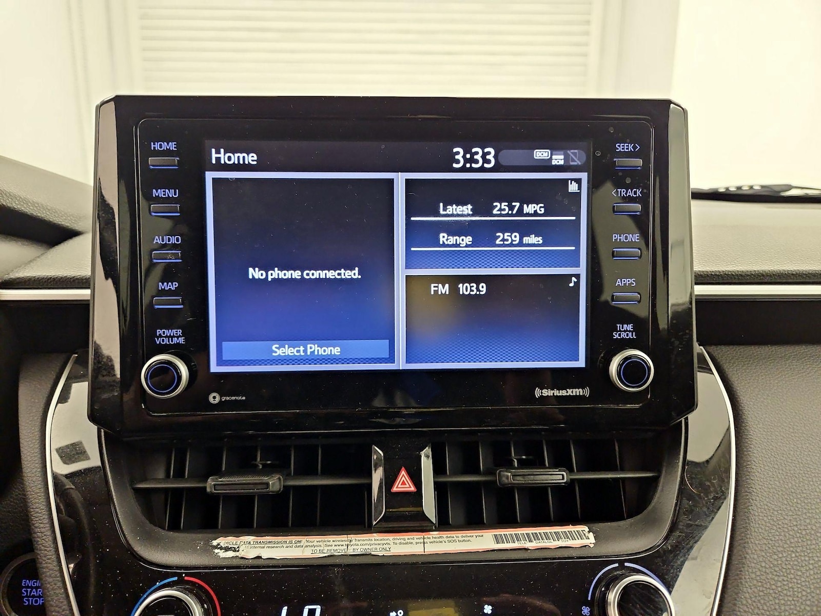 2022 Toyota Corolla Cross LE - Photo 16